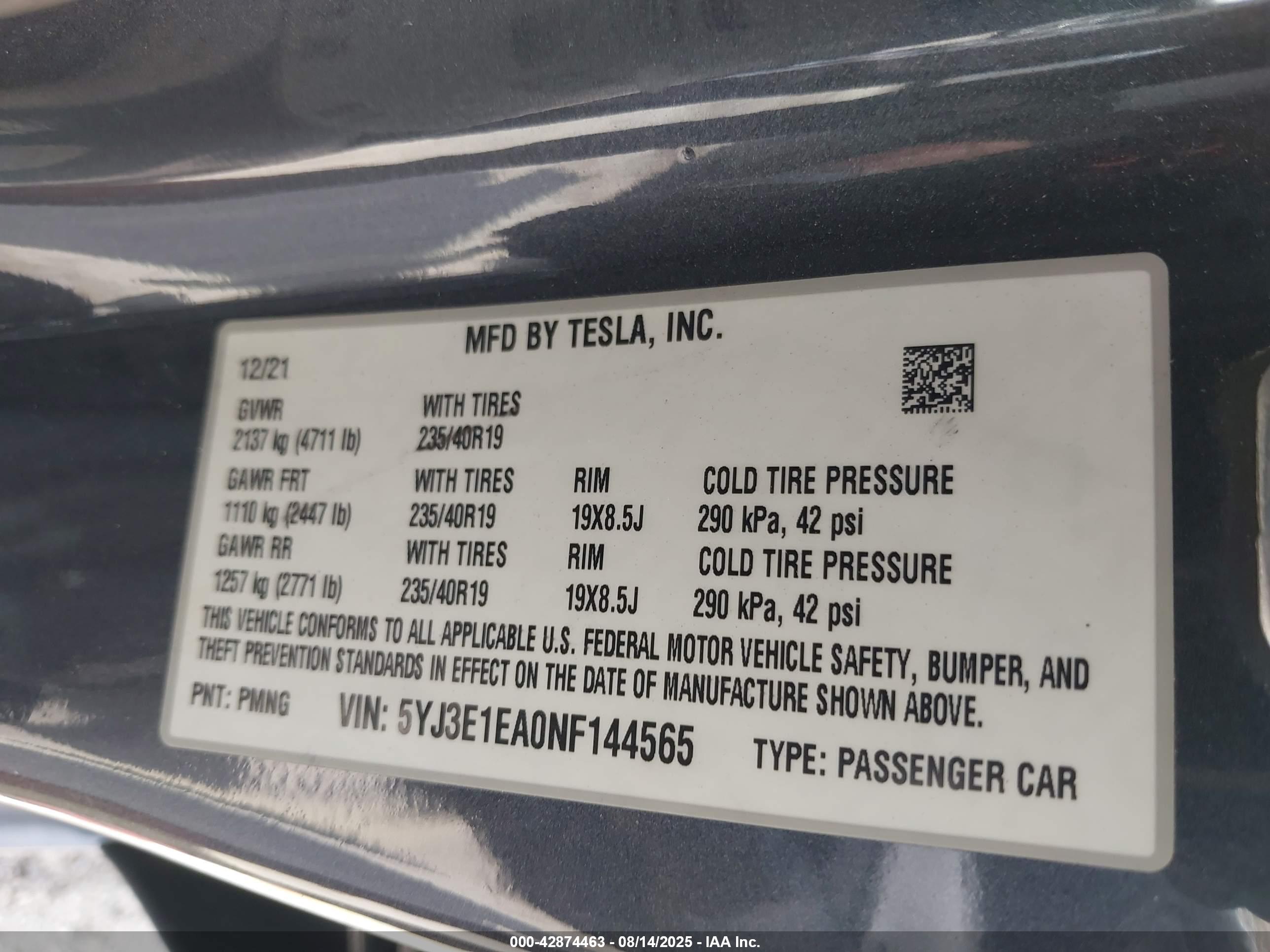 TESLA MODEL image 9