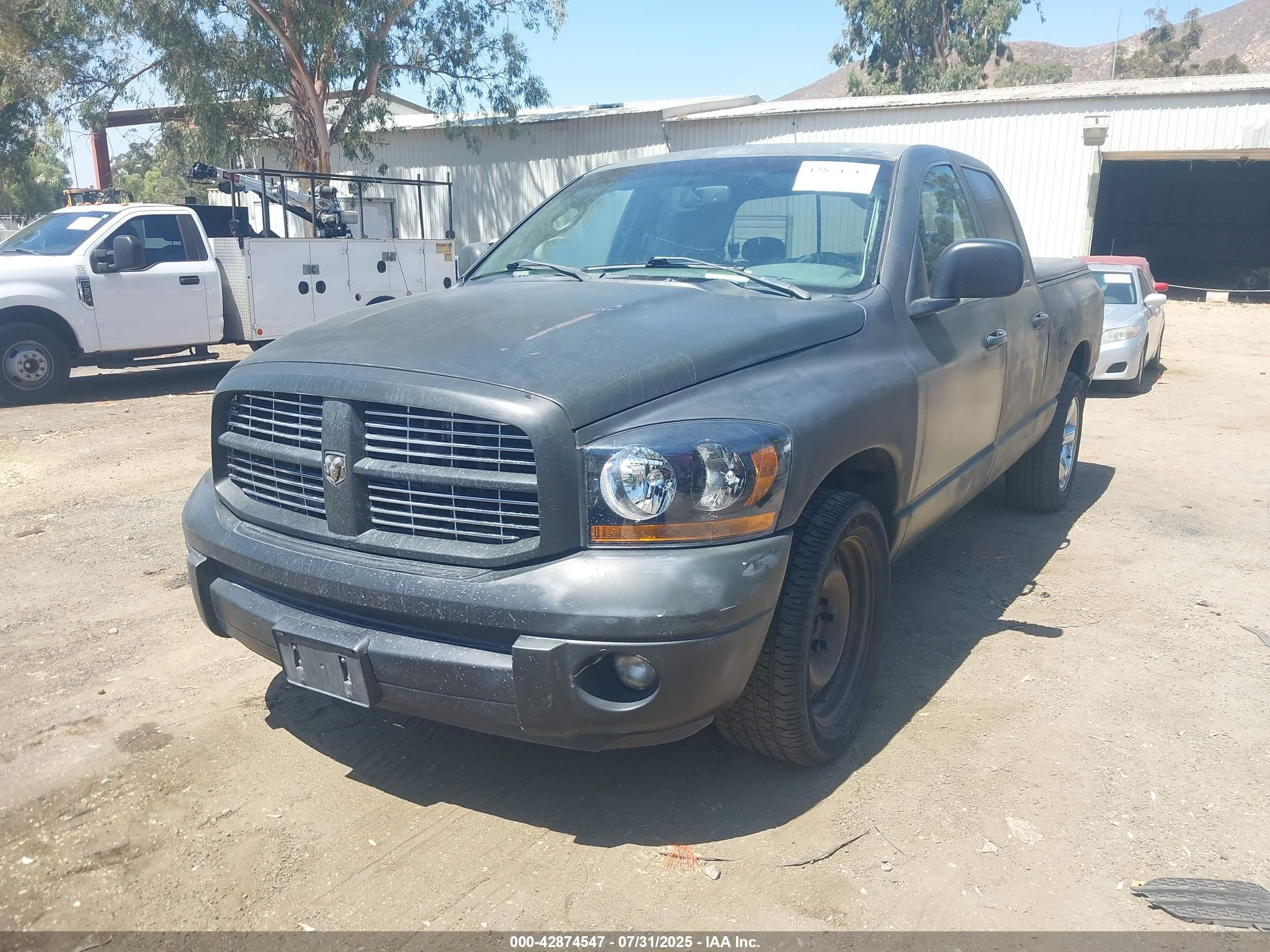 DODGE RAM image 2