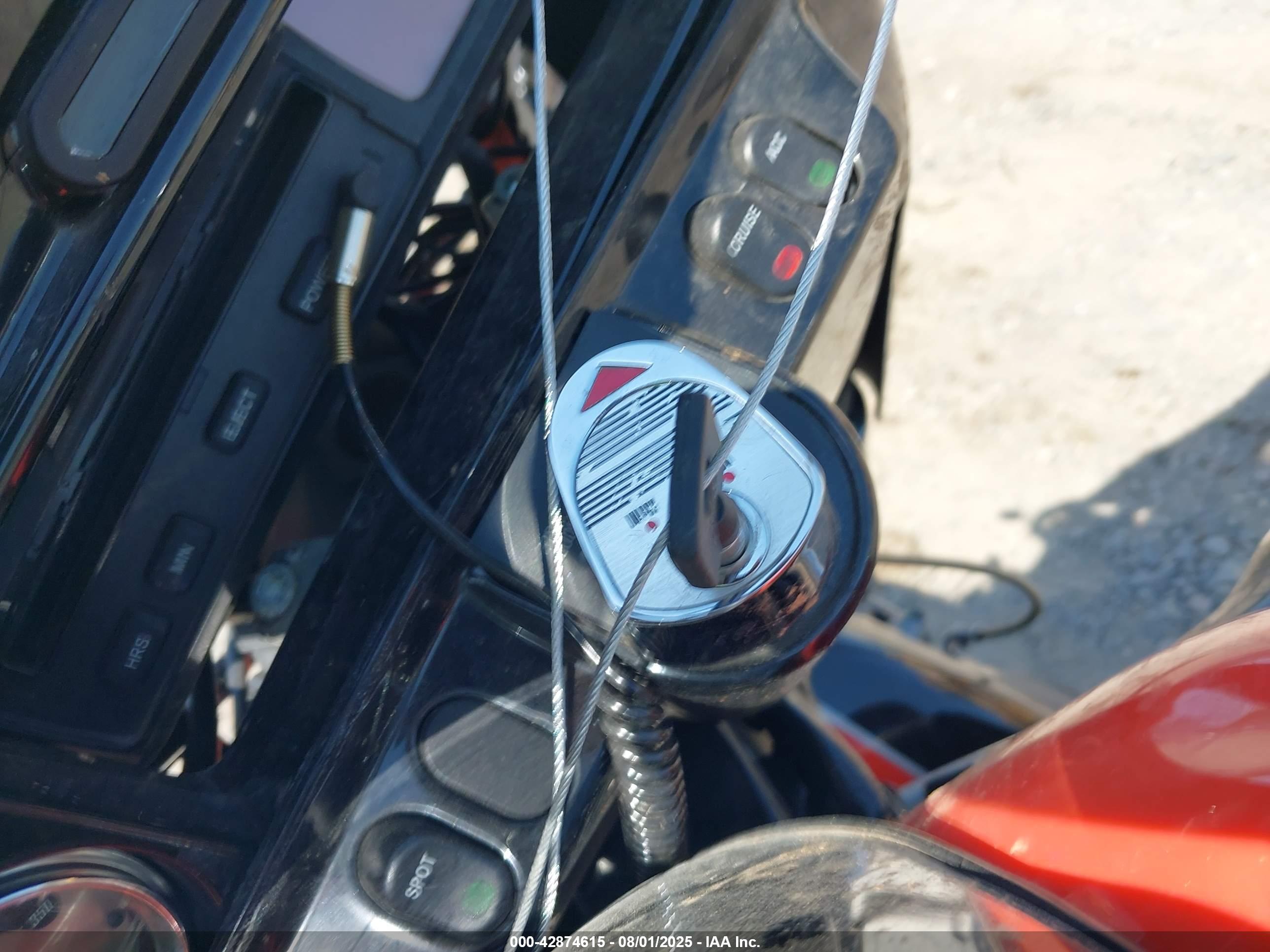 HARLEY-DAVIDSON FLHTCSE image 11