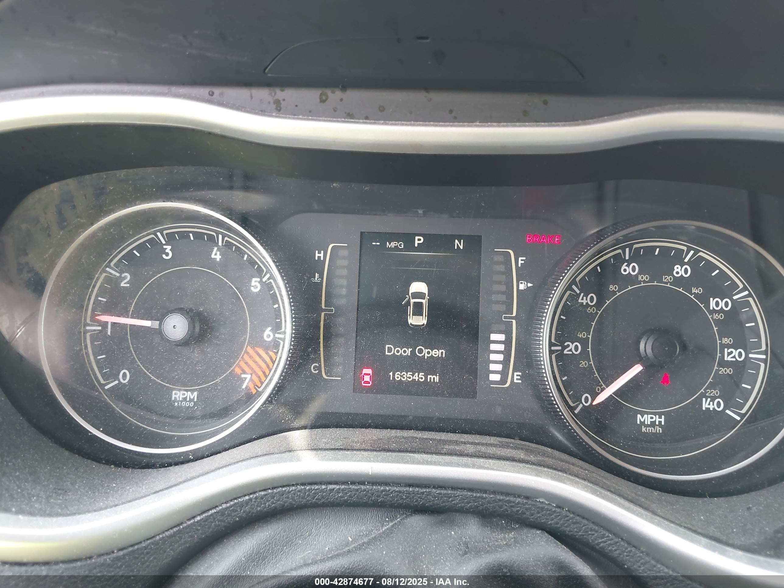 JEEP CHEROKEE image 7