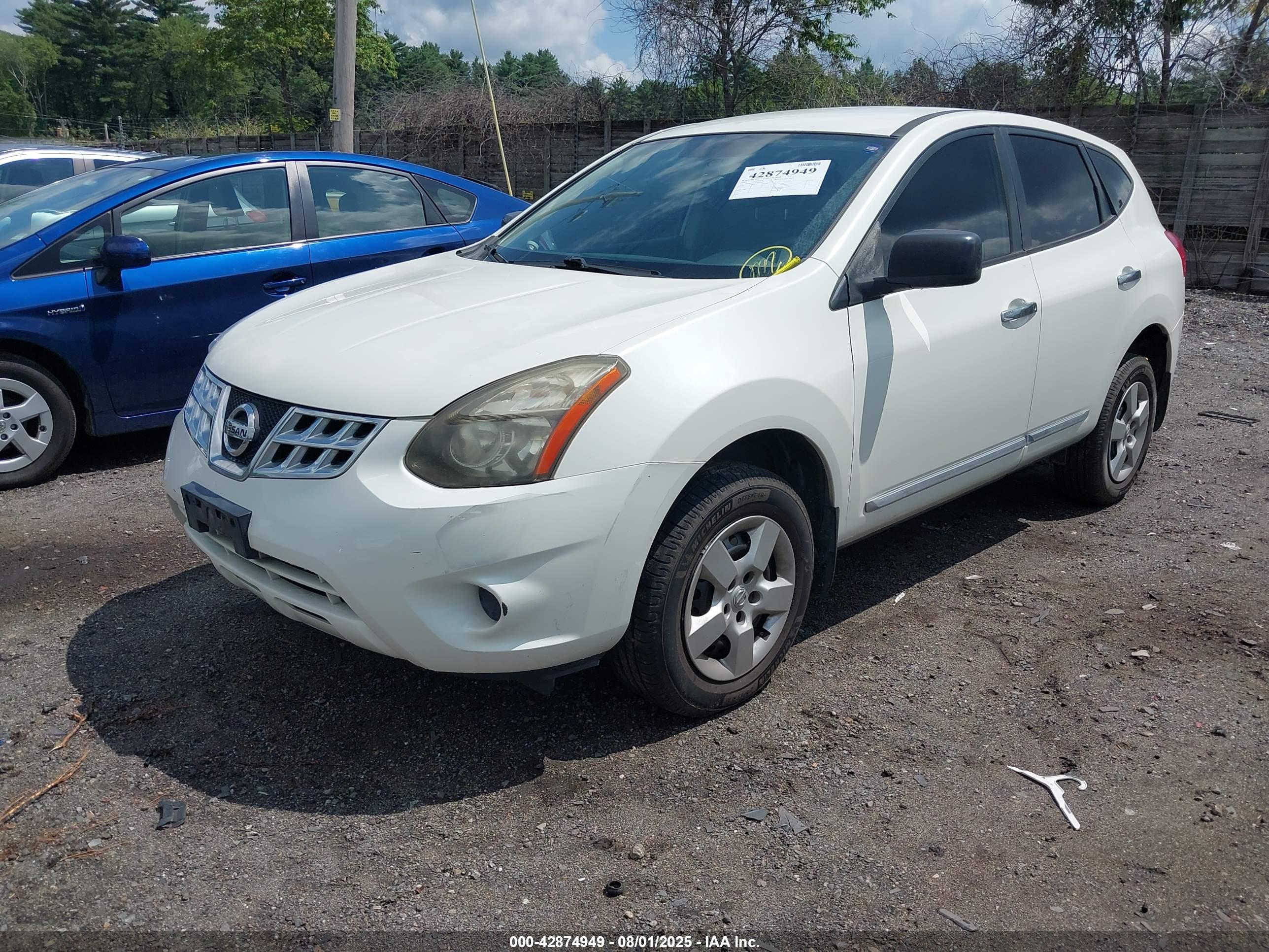 NISSAN ROGUE image 2