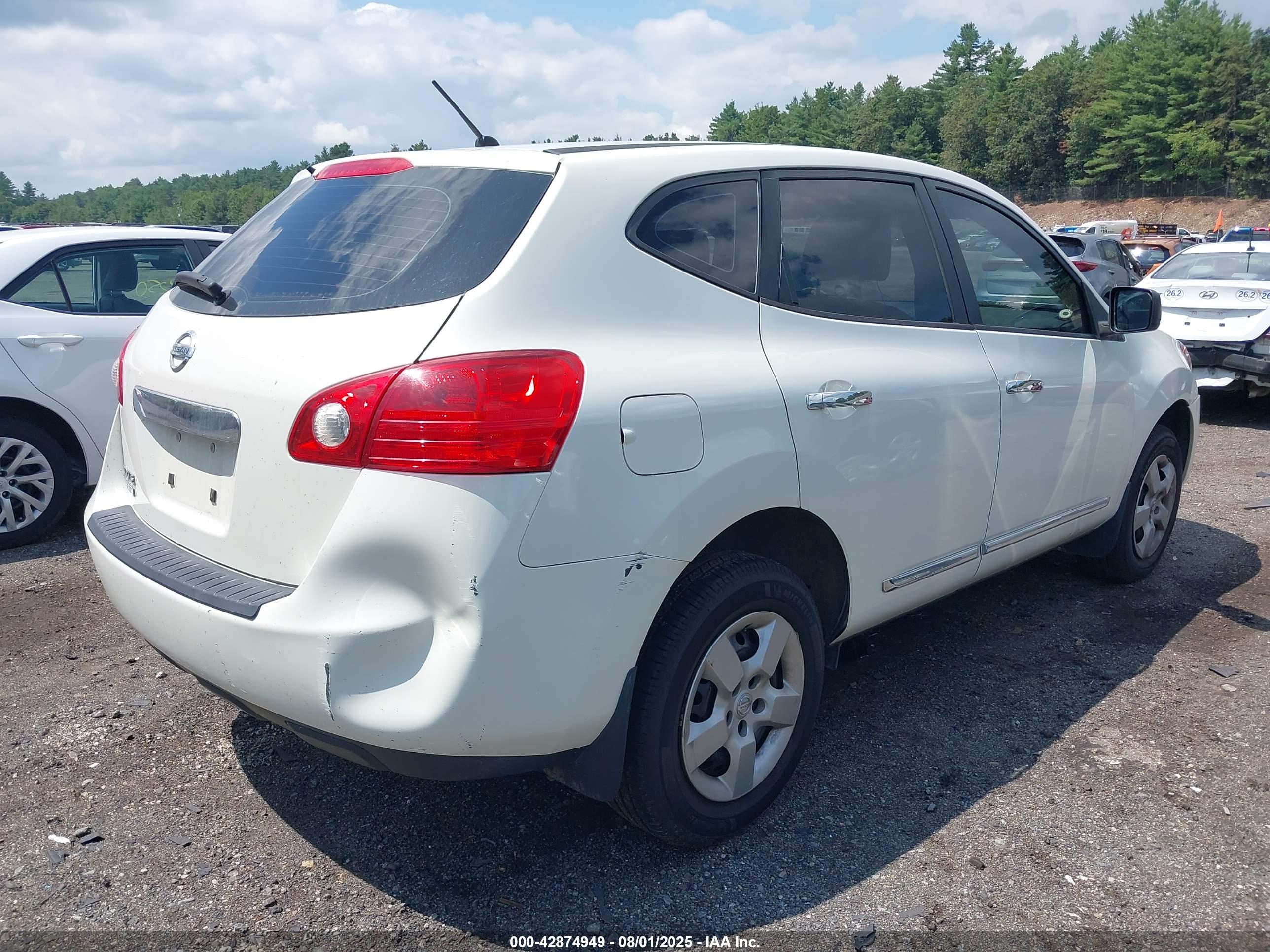NISSAN ROGUE image 4