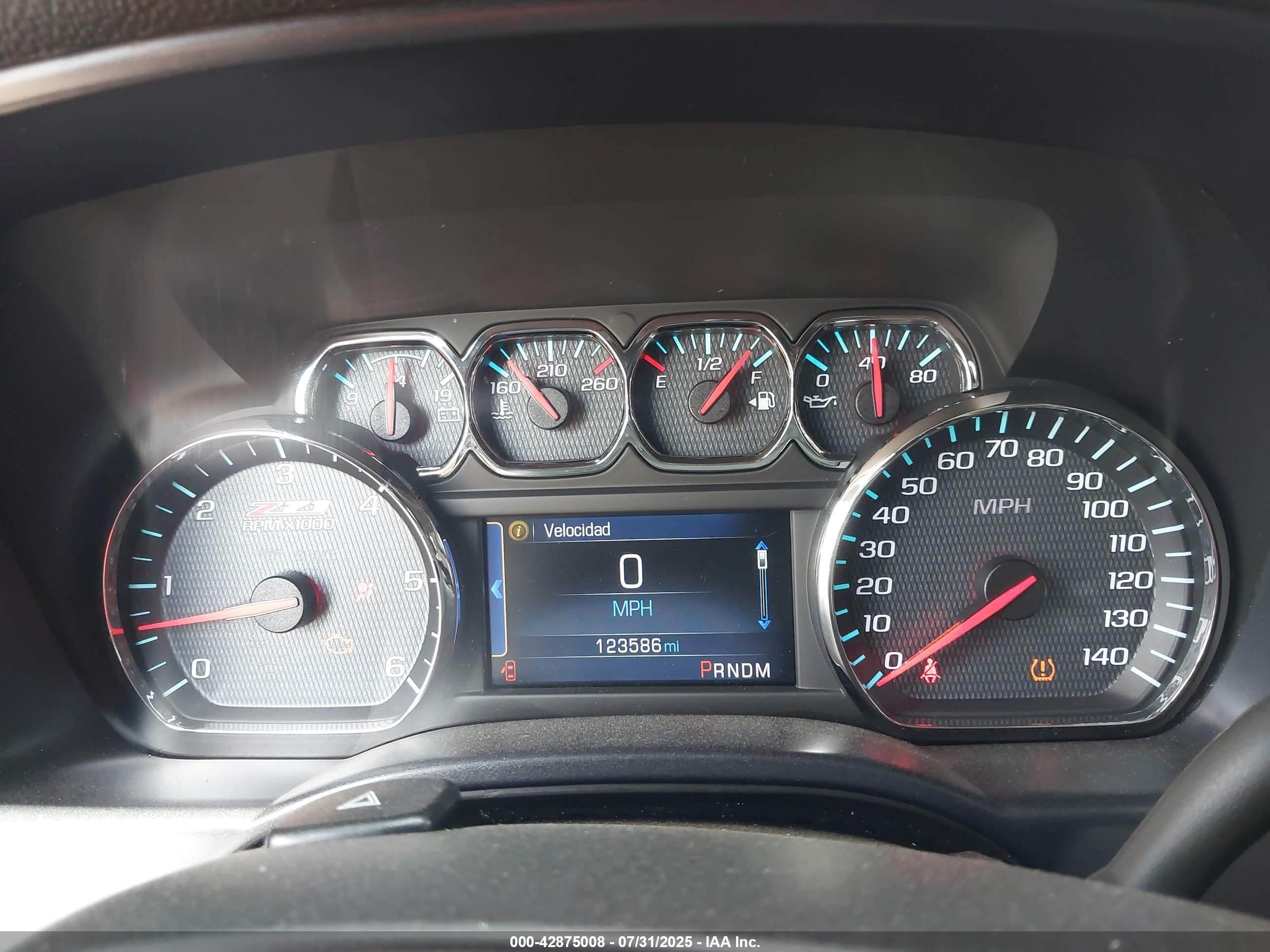 CHEVROLET SILVERADO image 7