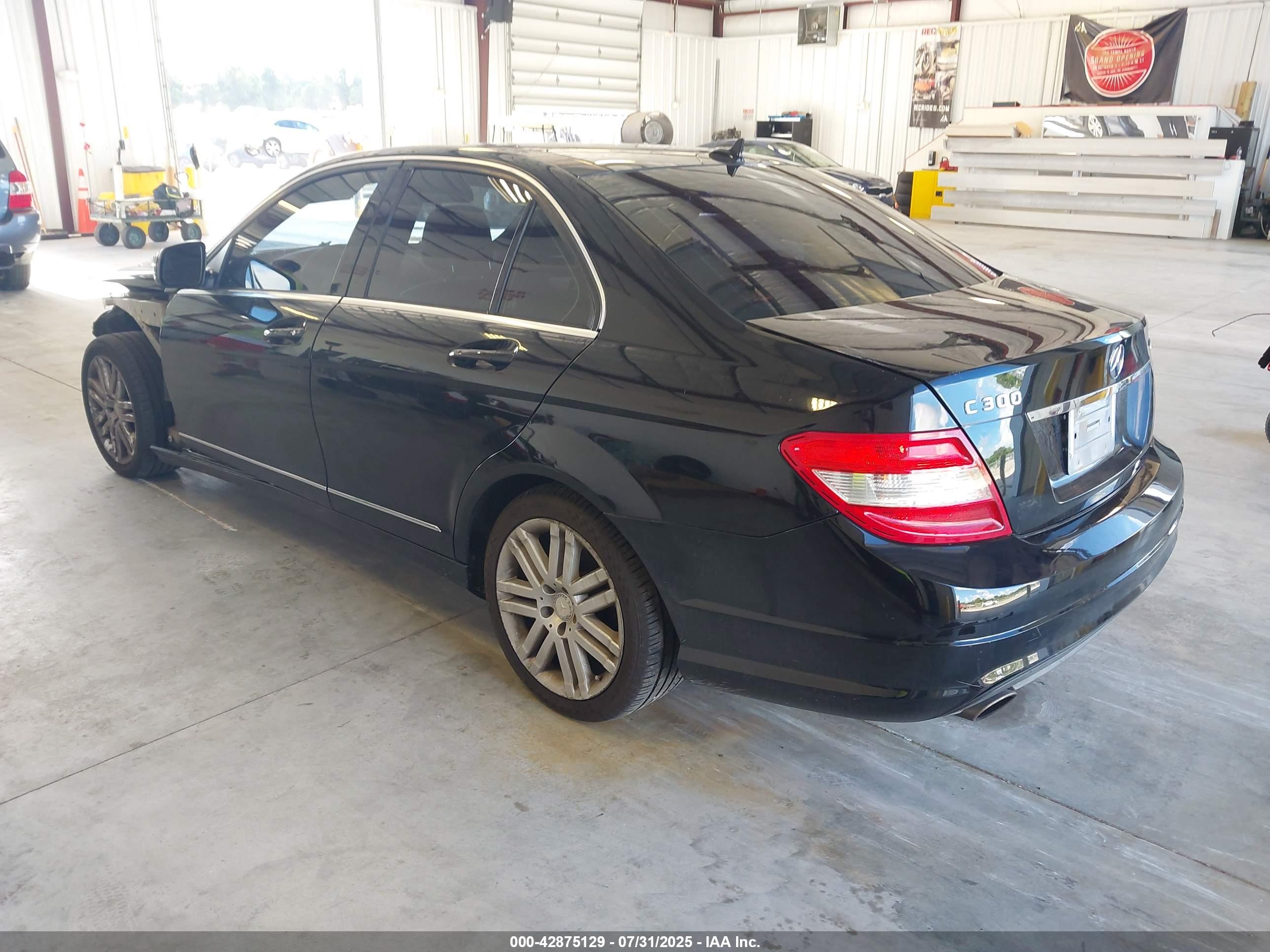 MERCEDES-BENZ C image 3