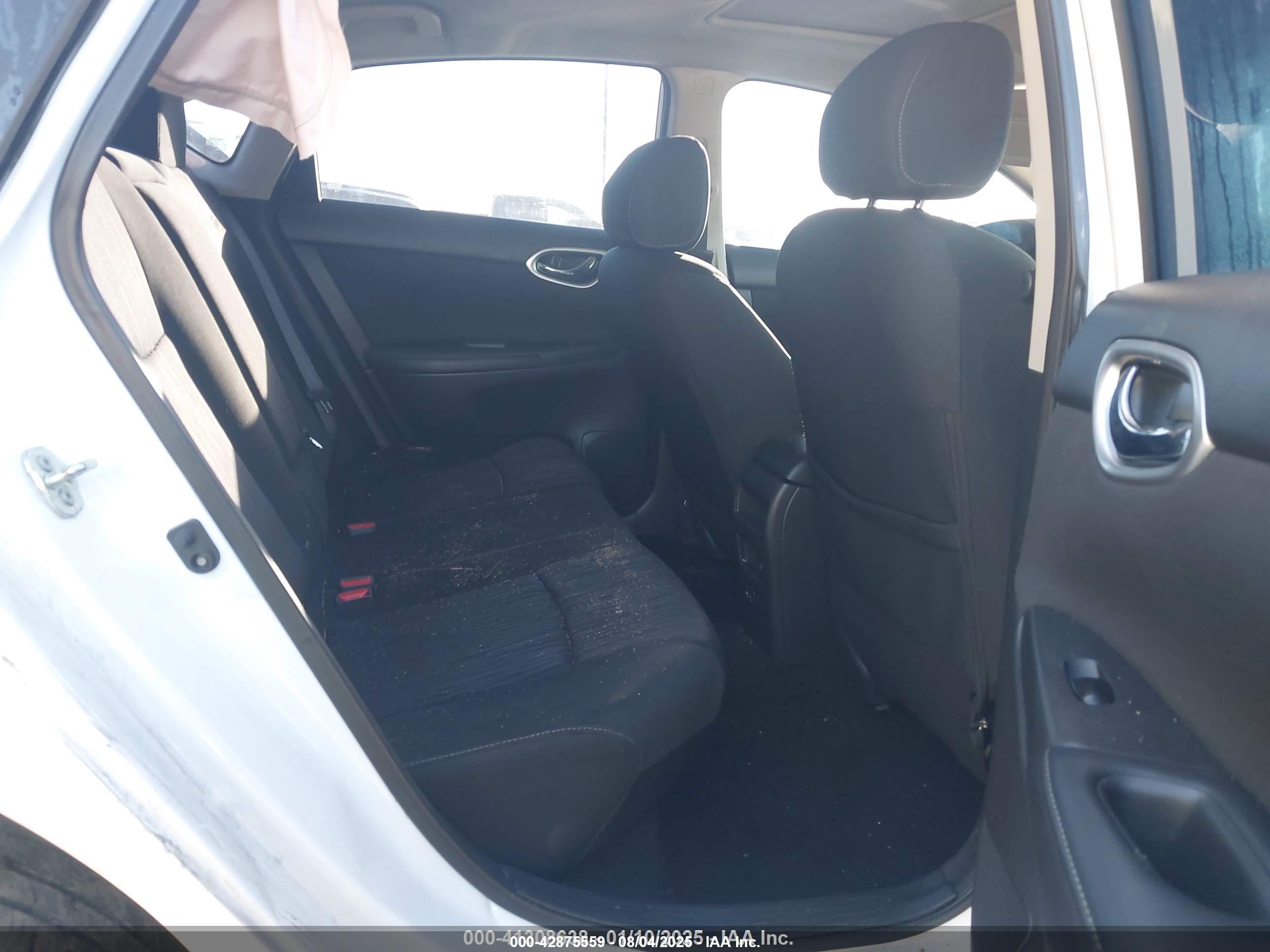 NISSAN SENTRA image 8