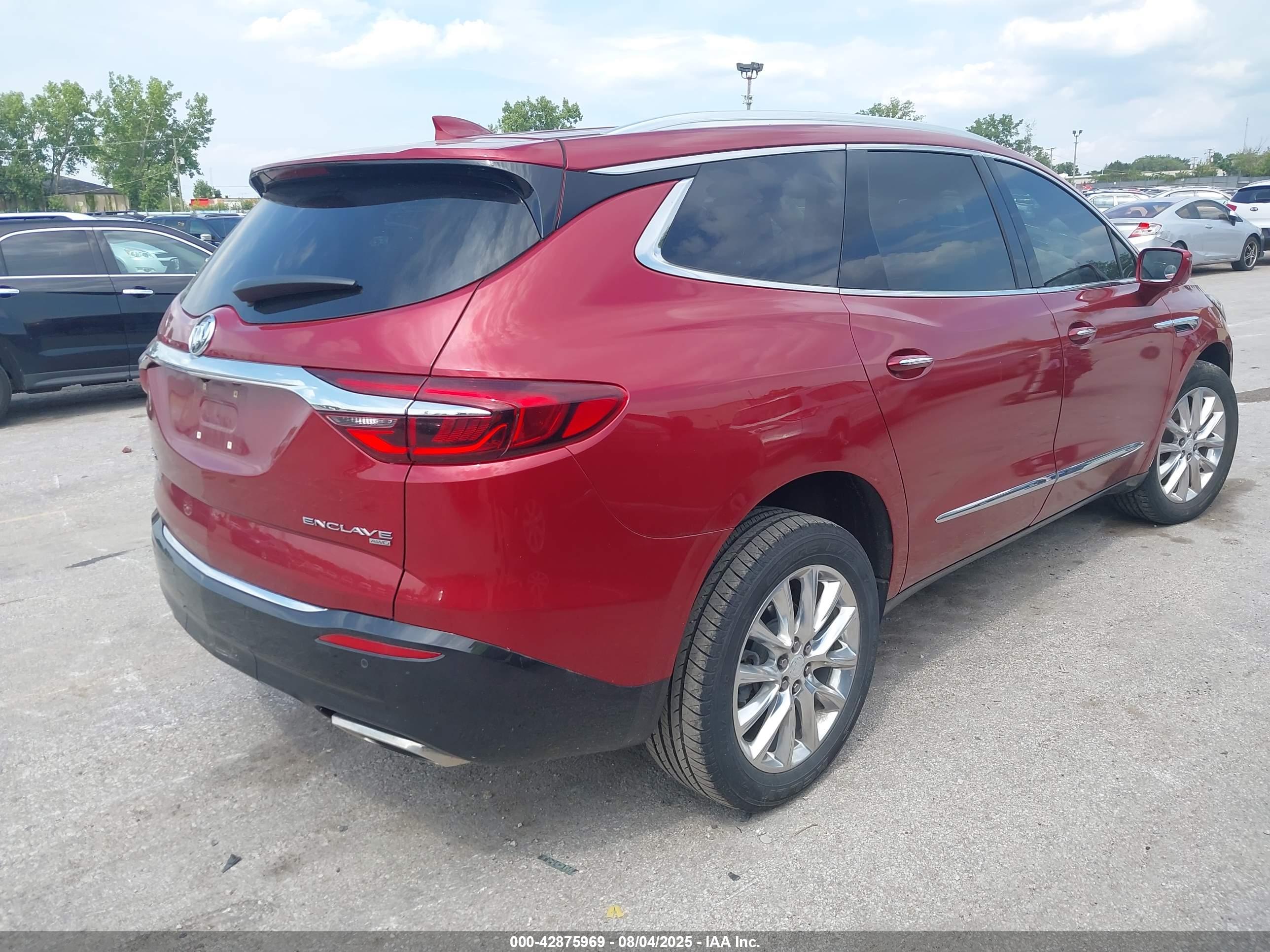 BUICK ENCLAVE image 4