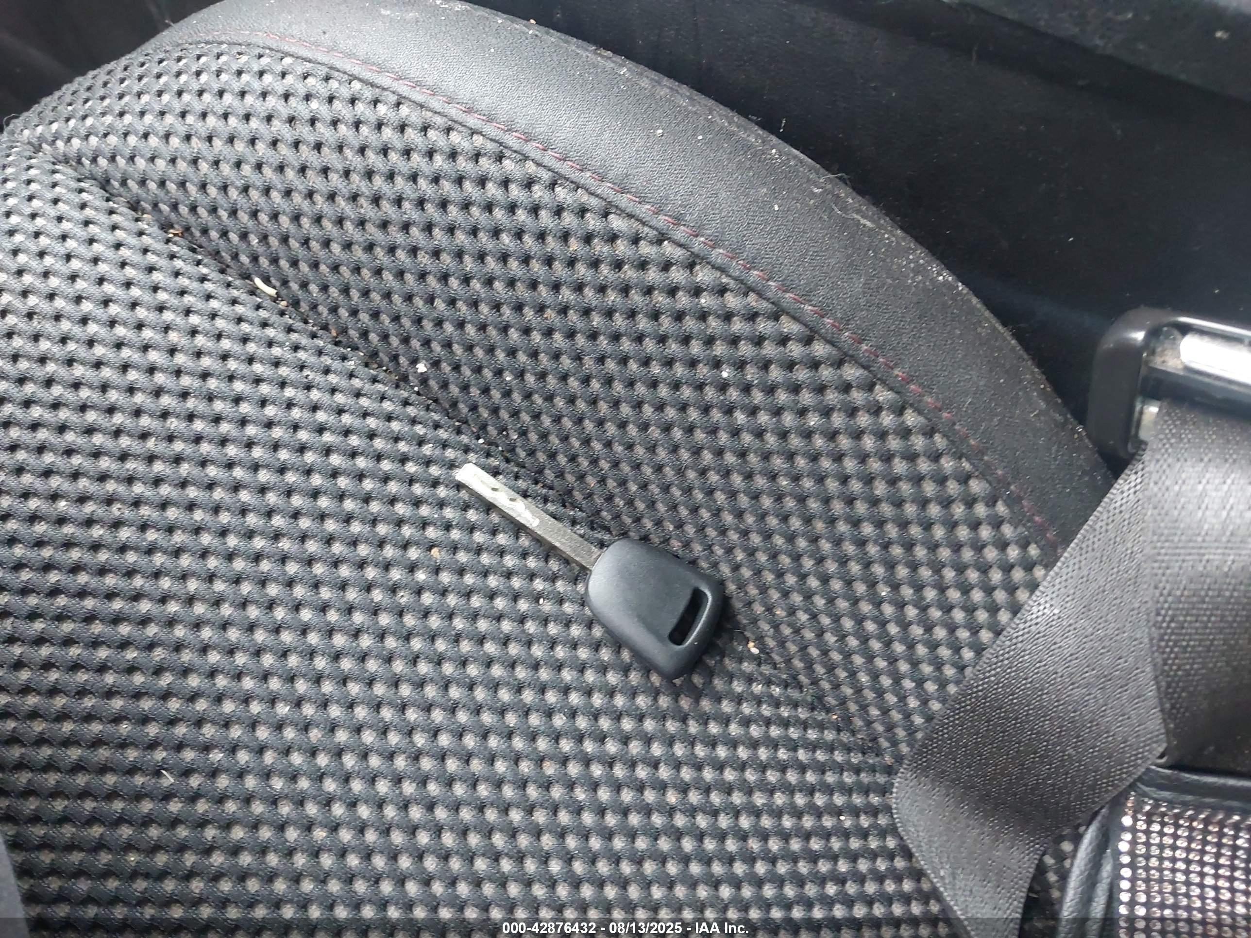 CHEVROLET EQUINOX image 11