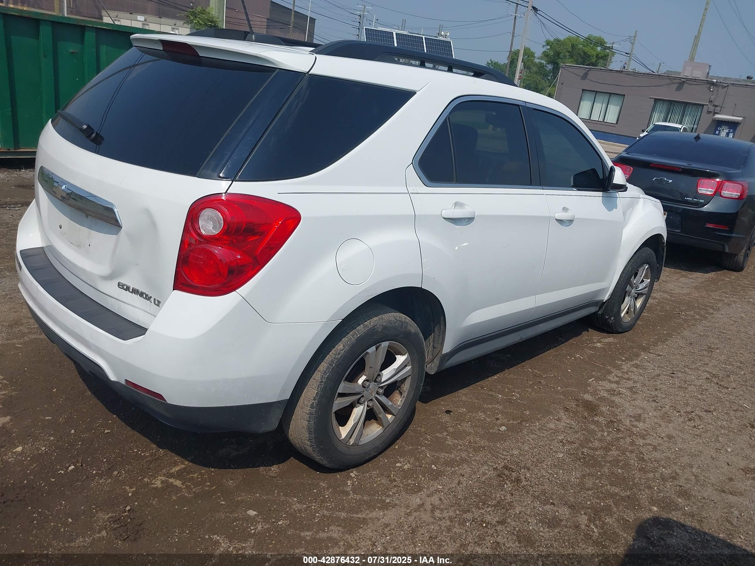 CHEVROLET EQUINOX image 4