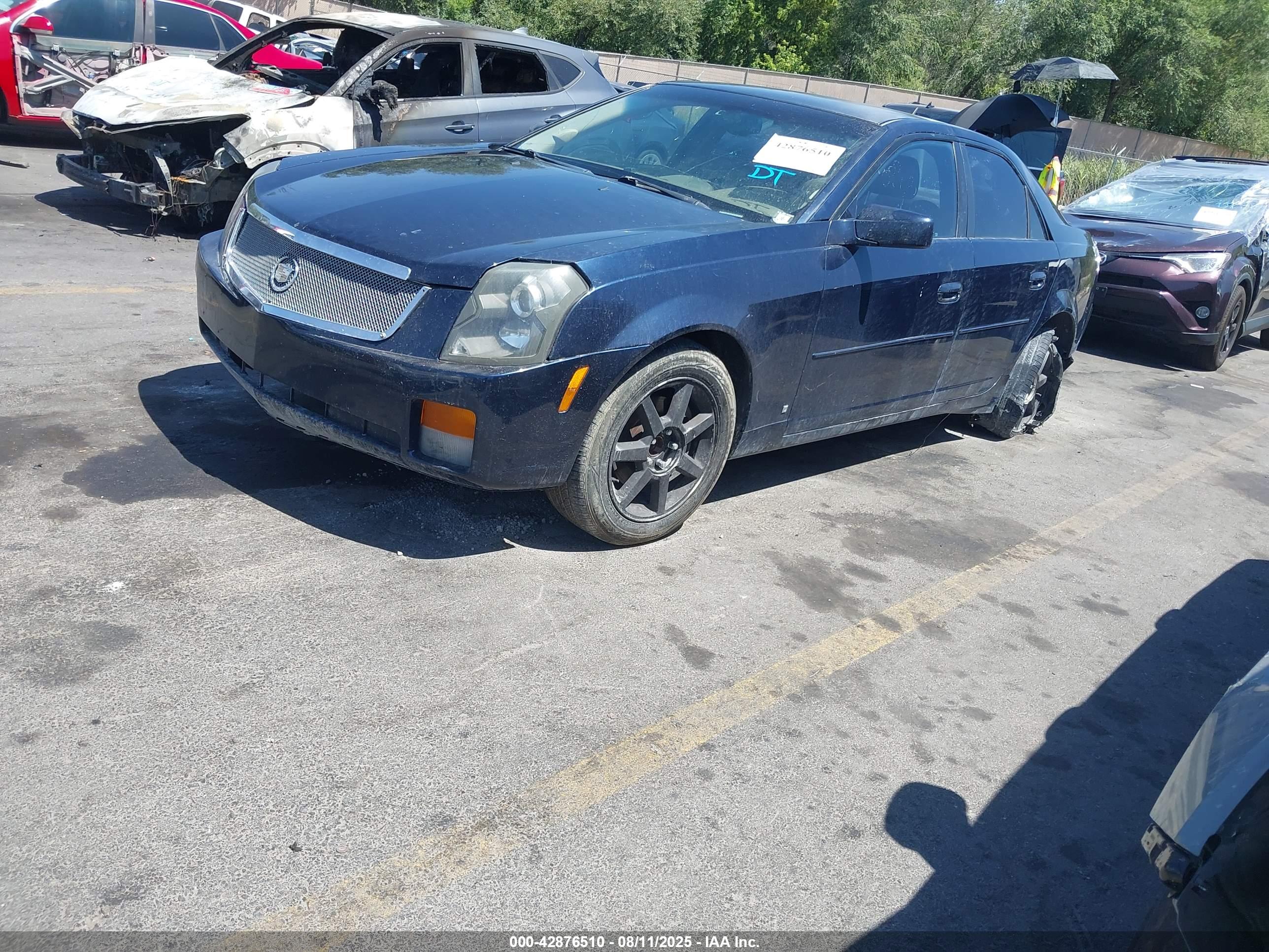 CADILLAC CTS image 2