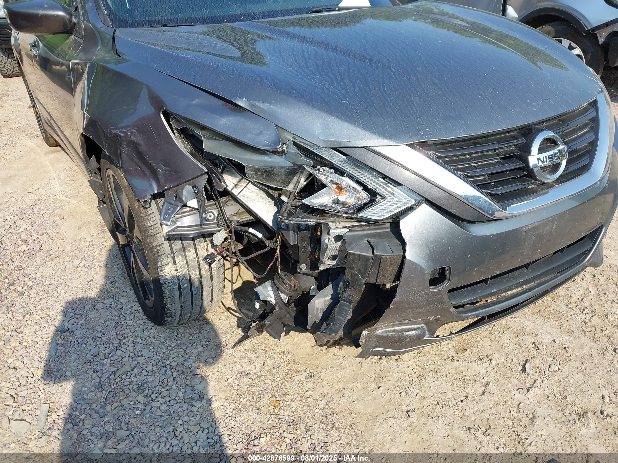 NISSAN ALTIMA image 6