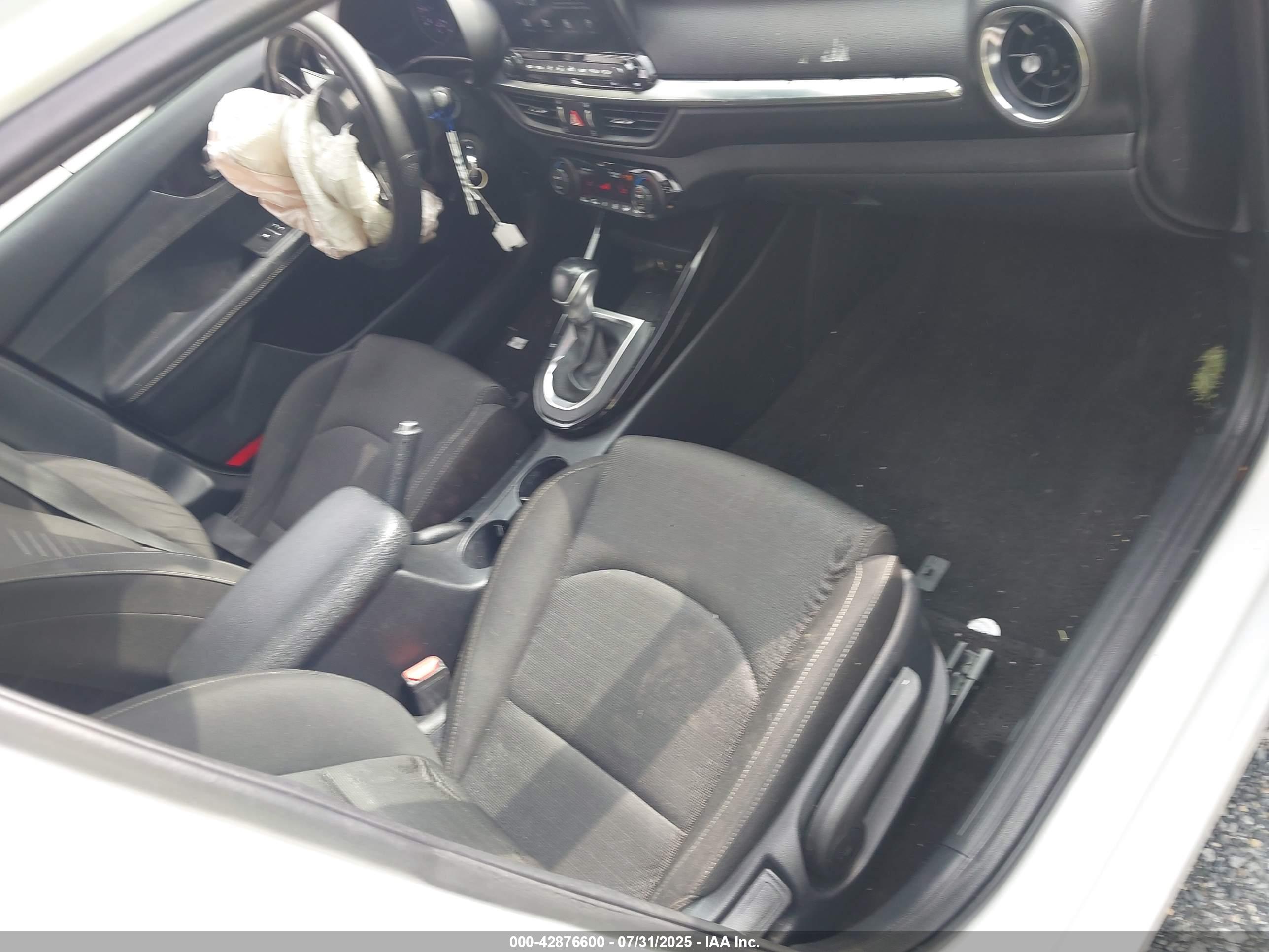 KIA FORTE image 5