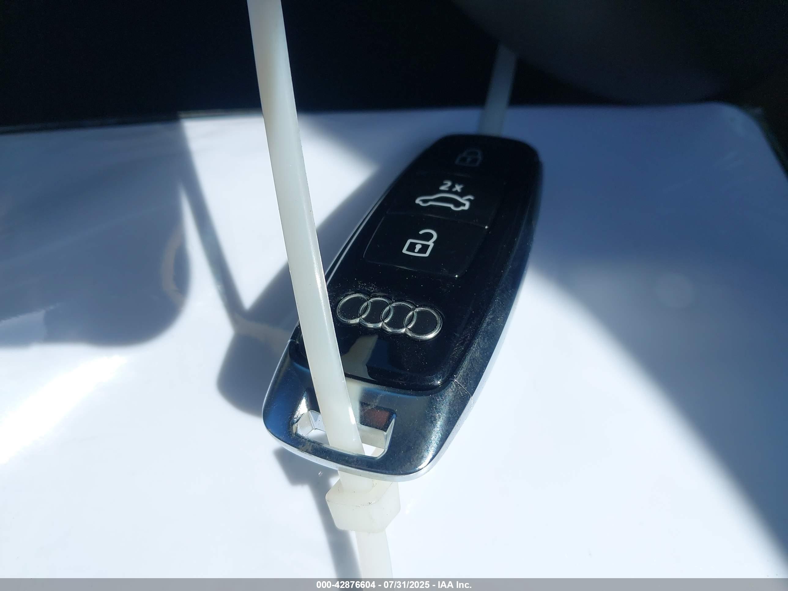 AUDI Q7 image 11