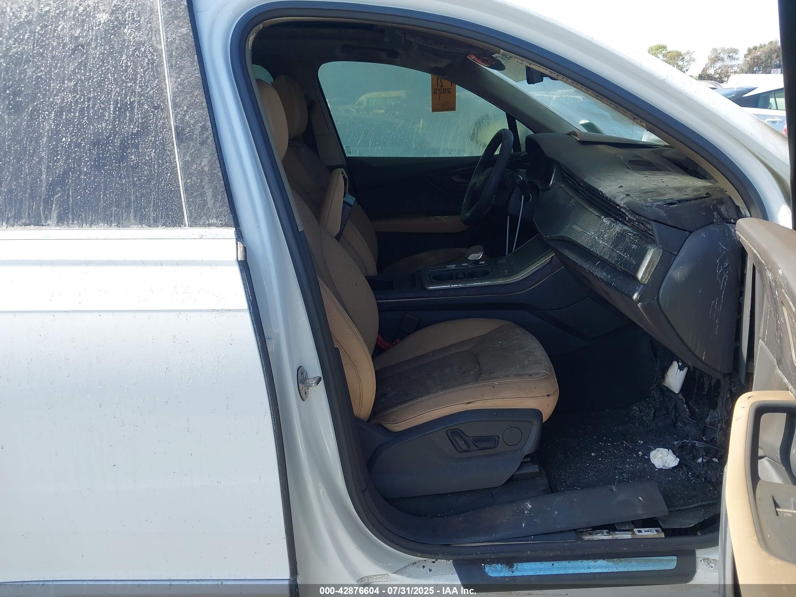 AUDI Q7 image 5