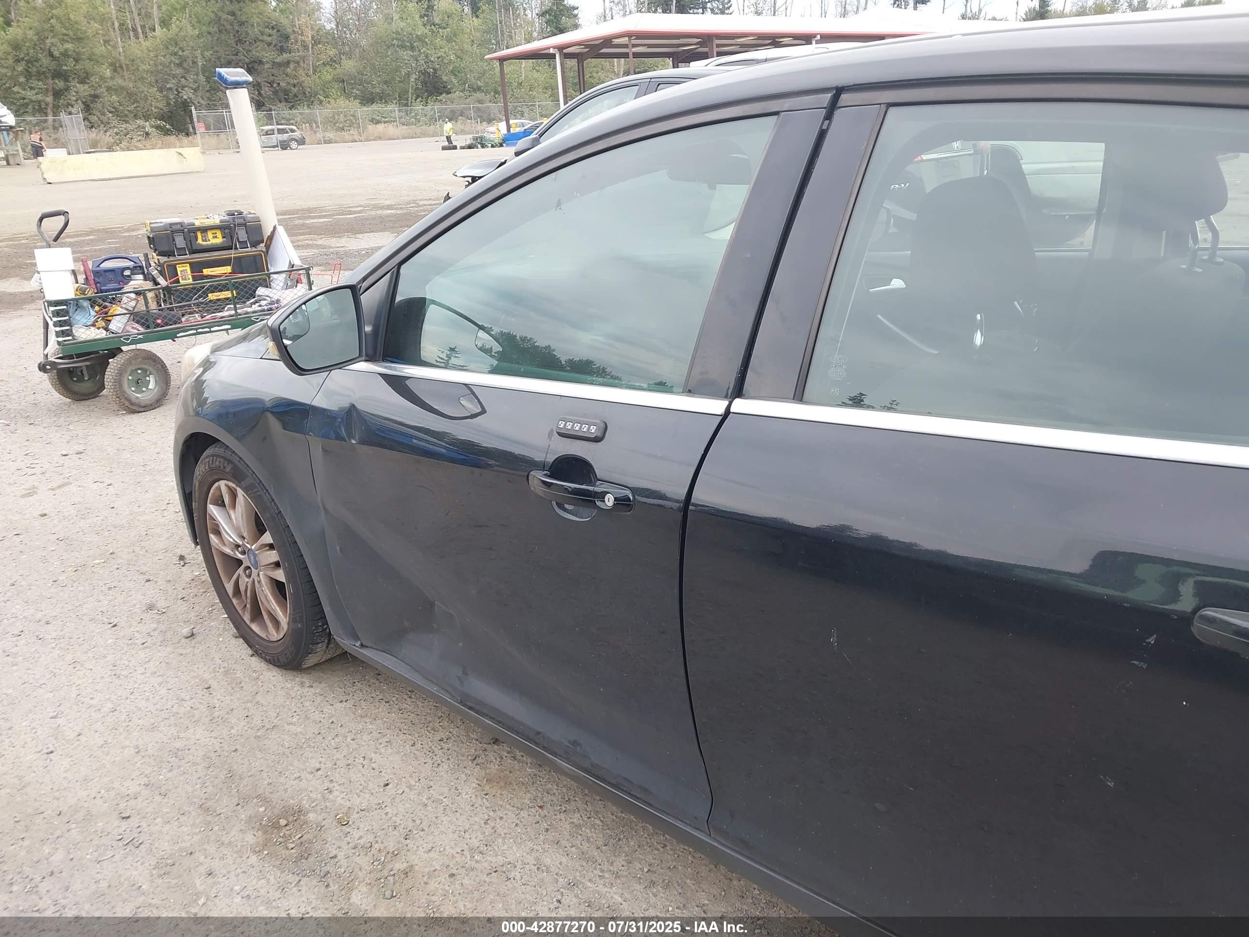 FORD FOCUS image 6
