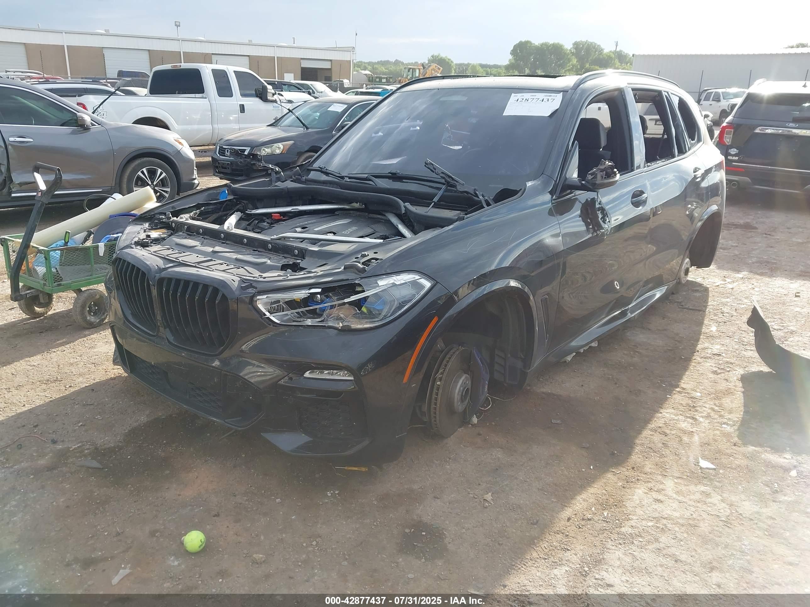 BMW X5 image 2