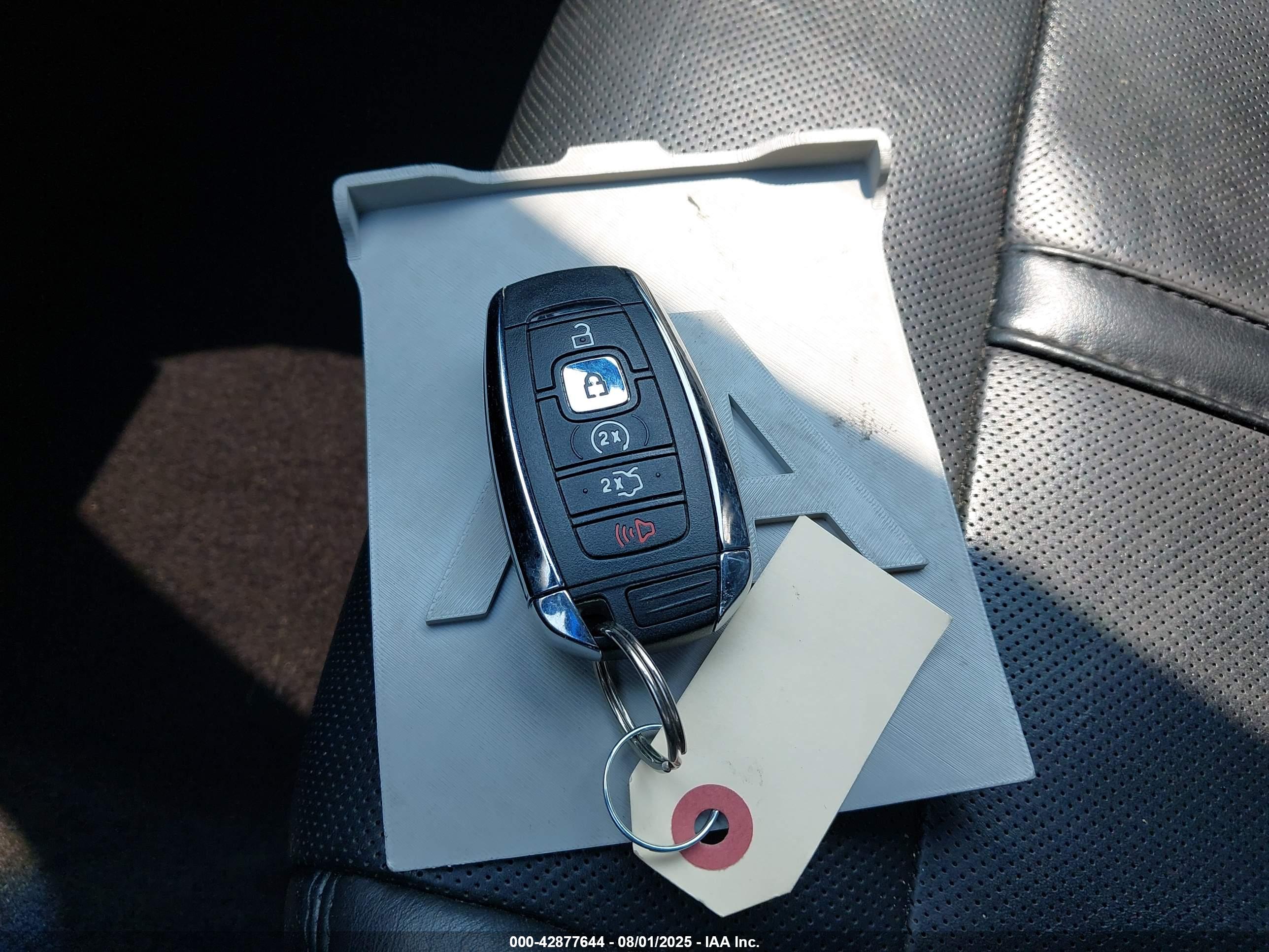 LINCOLN MKZ image 11