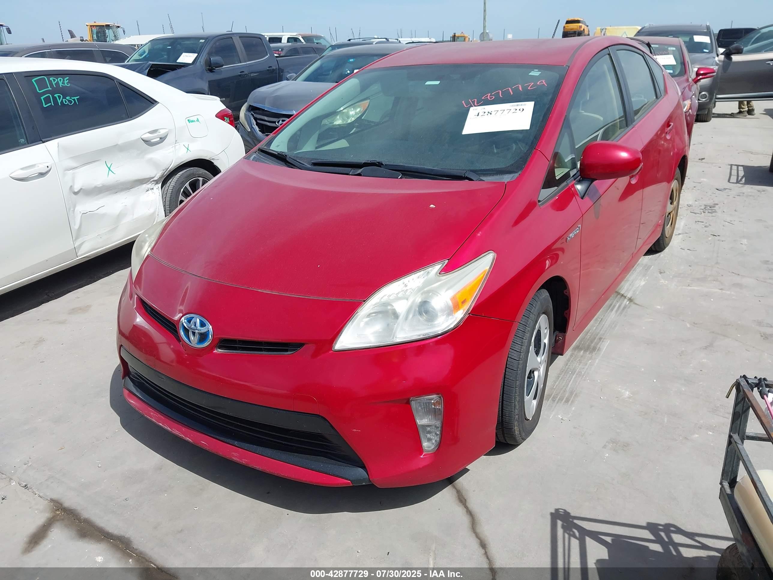 TOYOTA PRIUS image 2