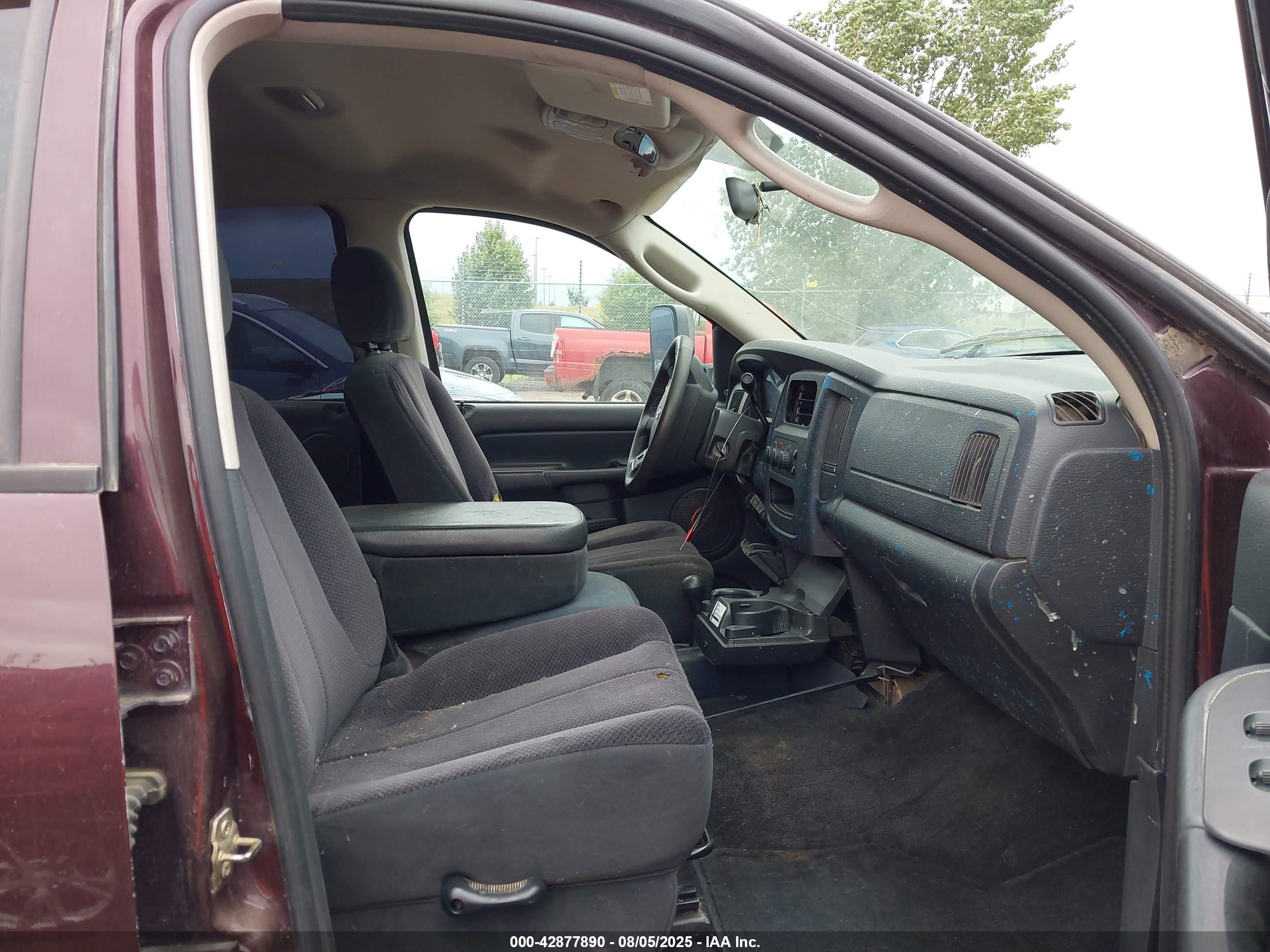 DODGE RAM image 5