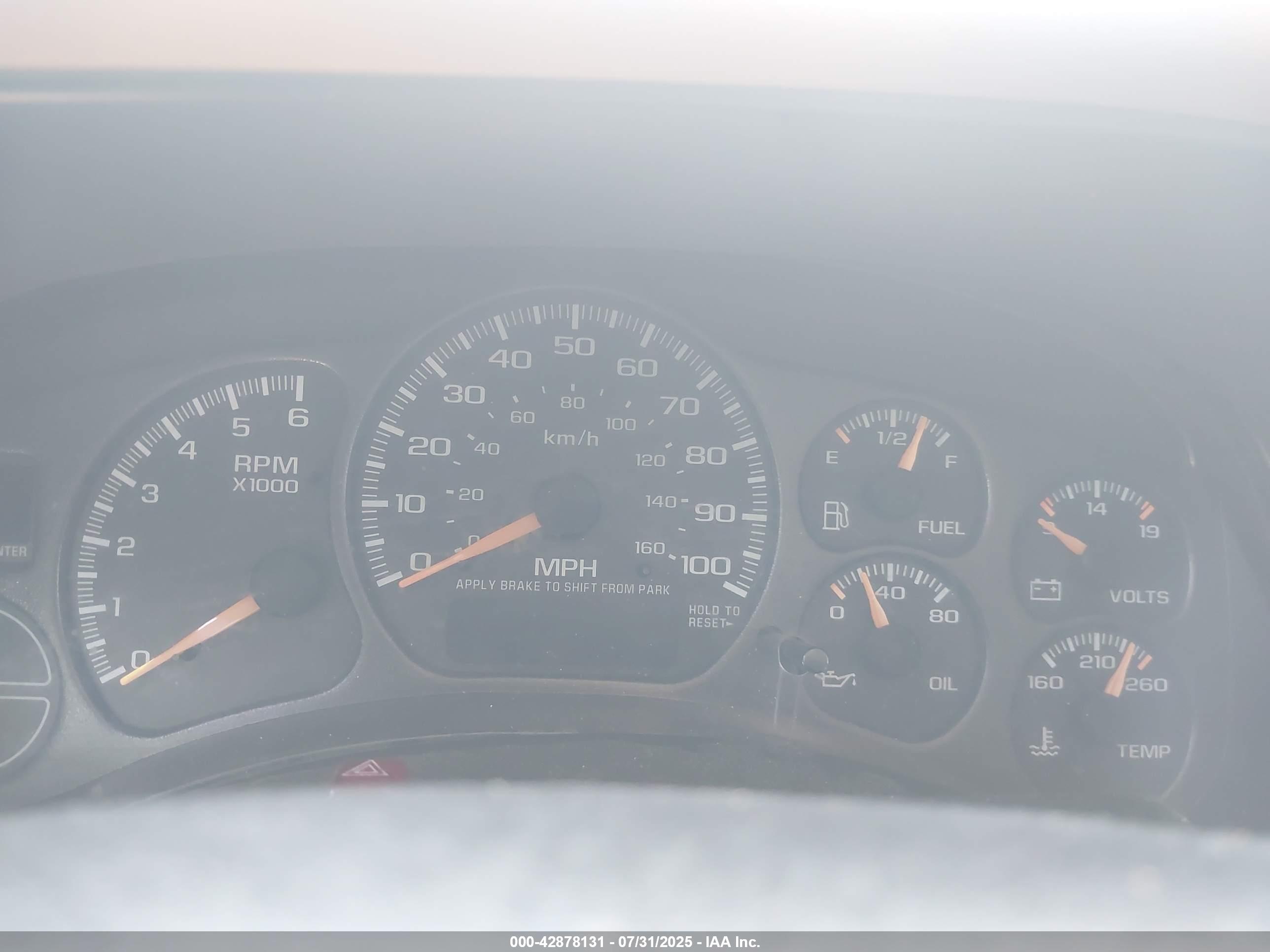 CHEVROLET TAHOE image 7