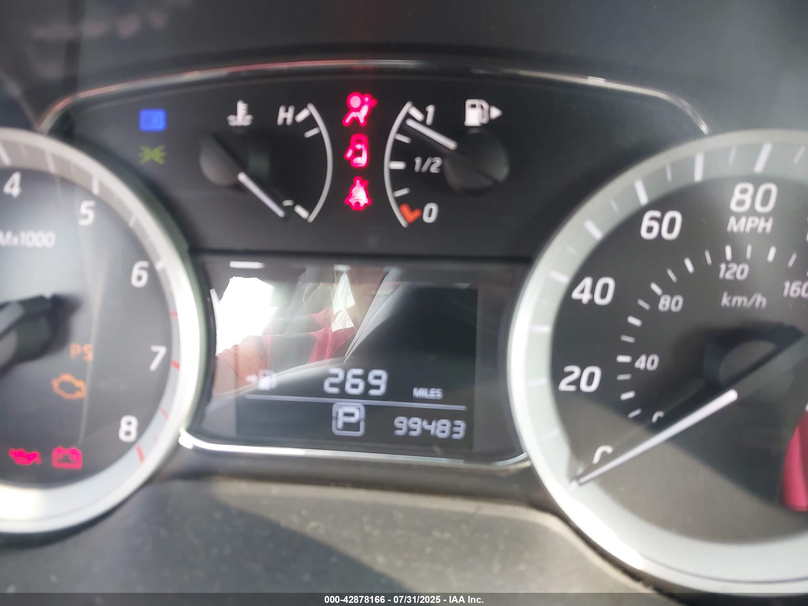 NISSAN SENTRA image 7