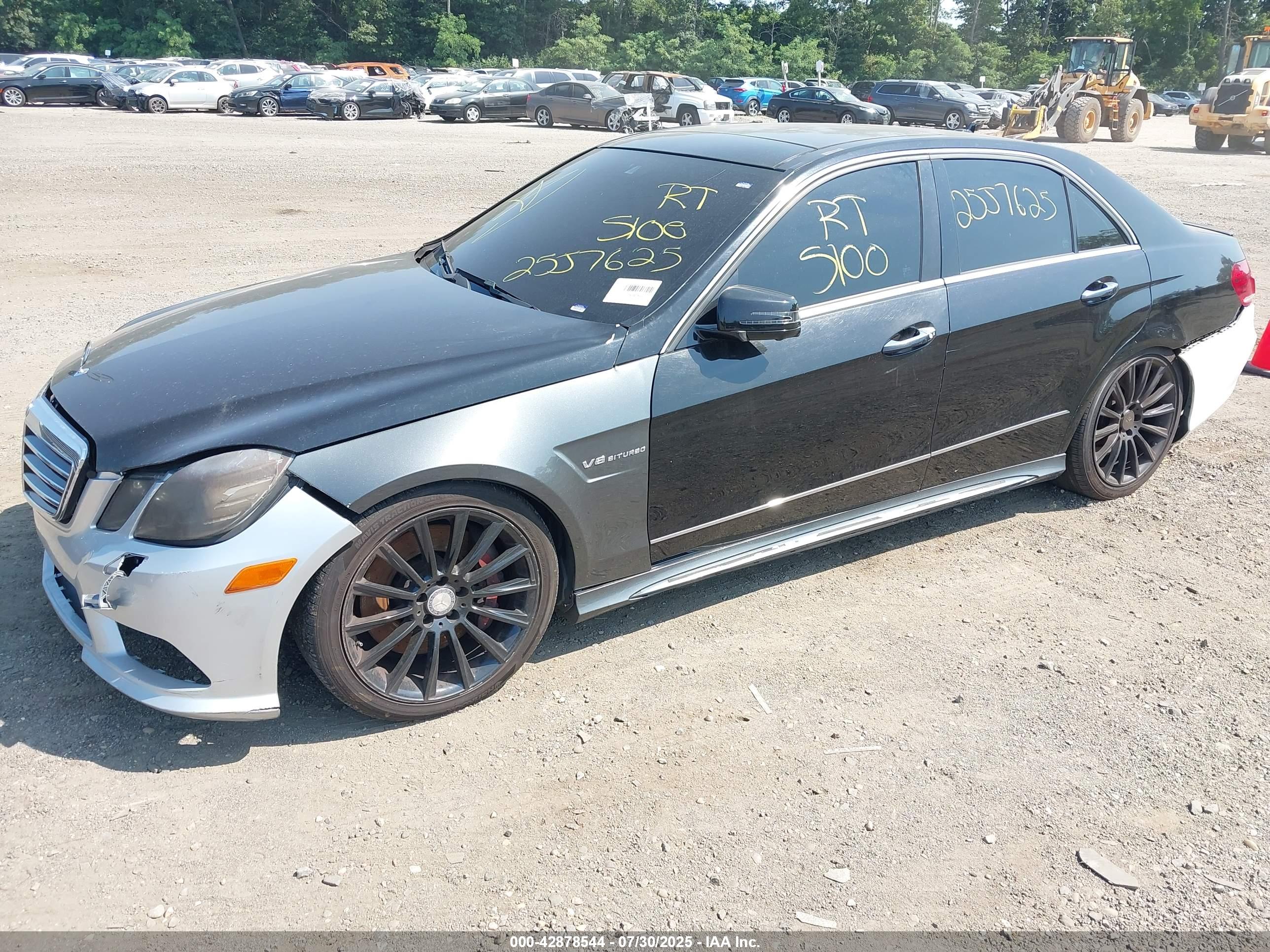 MERCEDES-BENZ E image 2