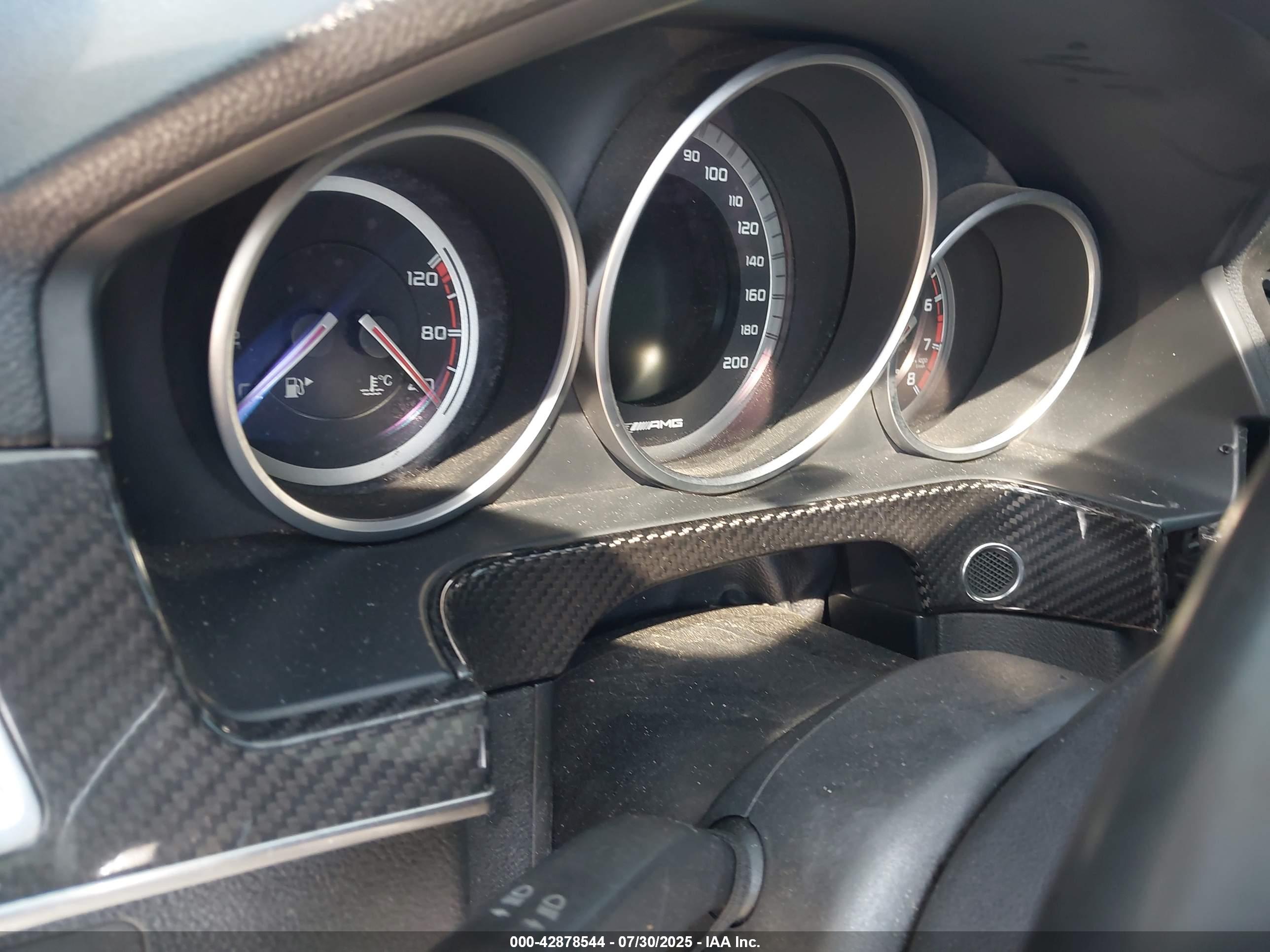 MERCEDES-BENZ E image 7