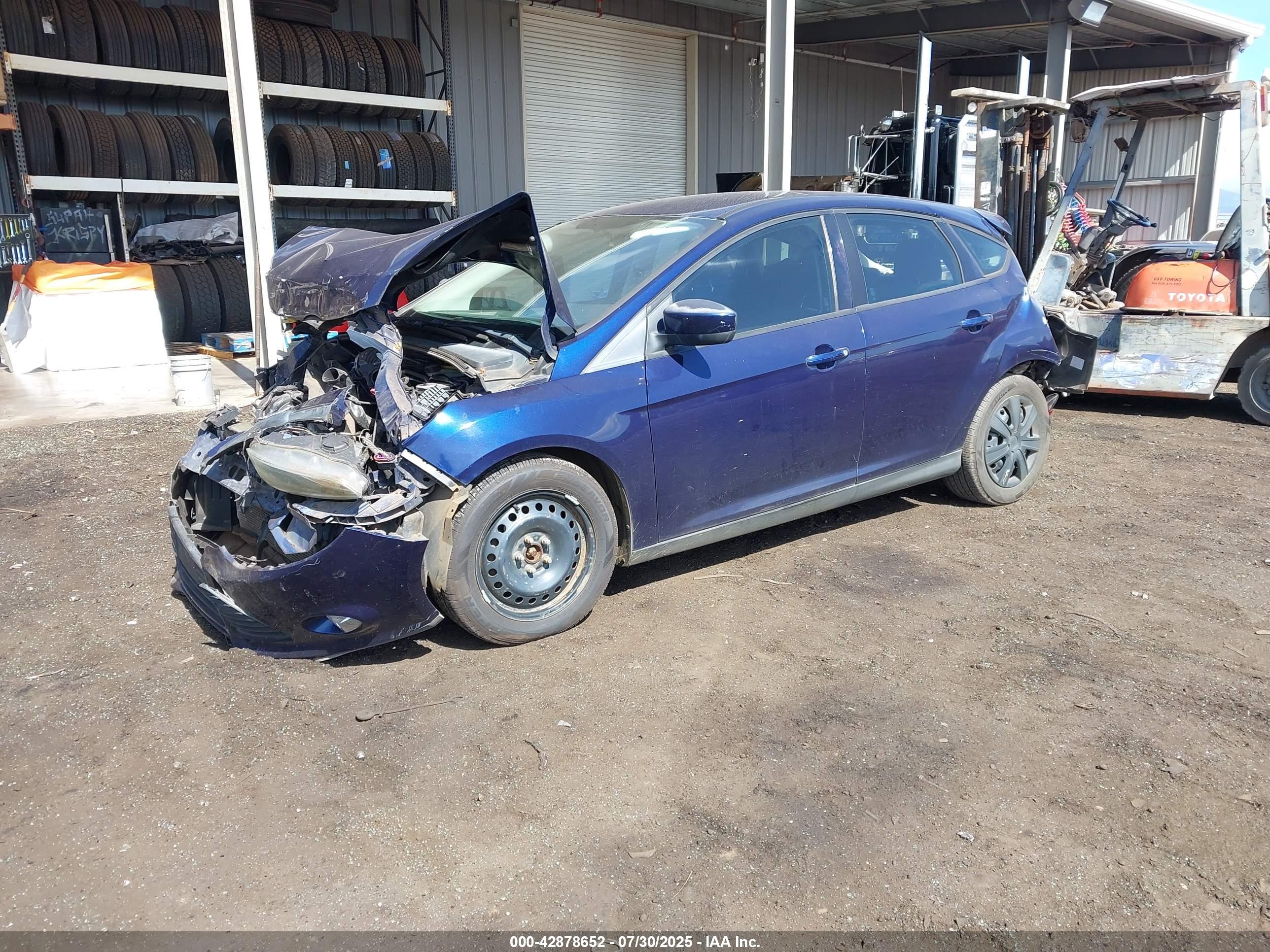 FORD FOCUS image 2