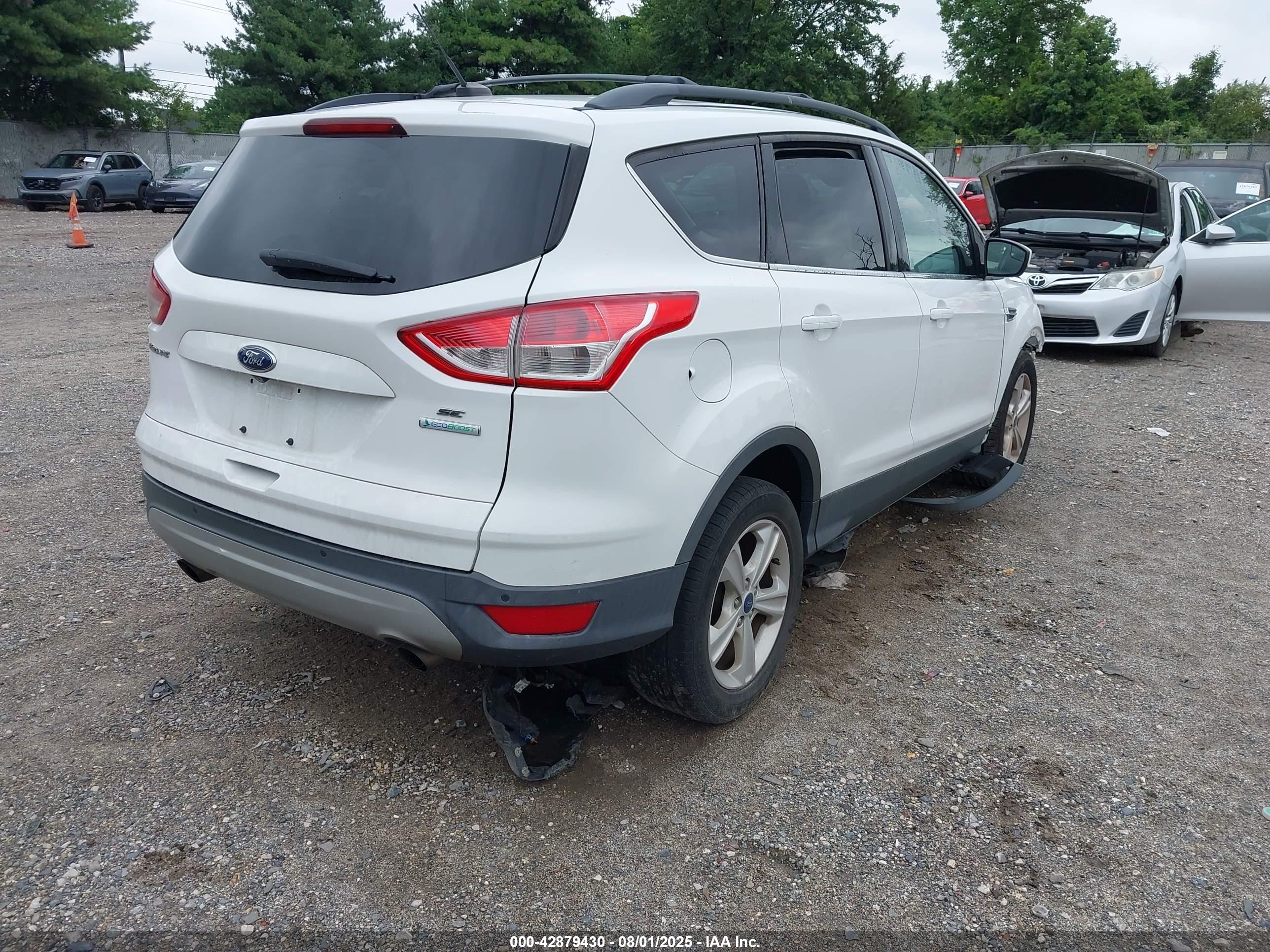 FORD ESCAPE image 4