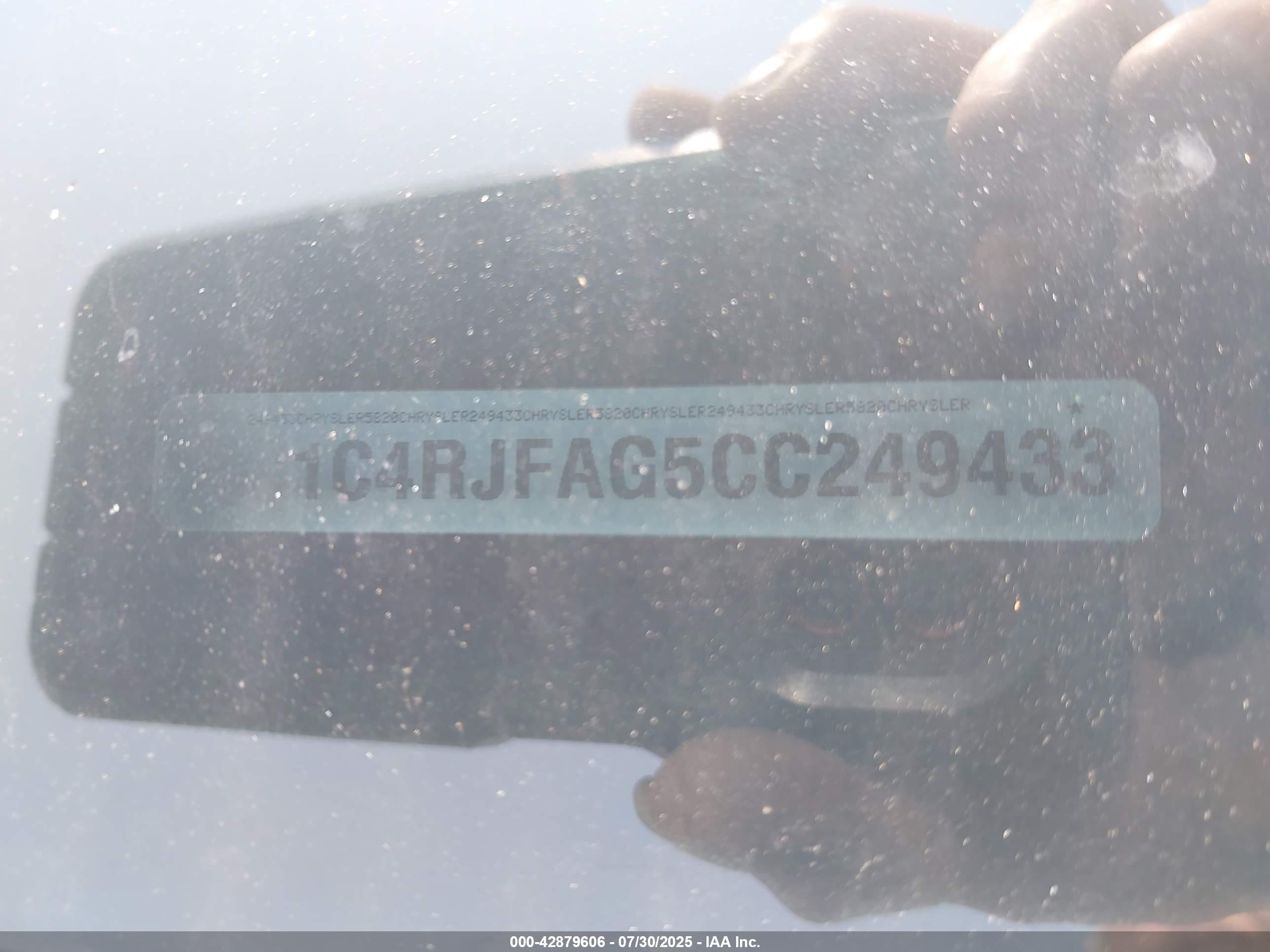 JEEP GRAND image 9