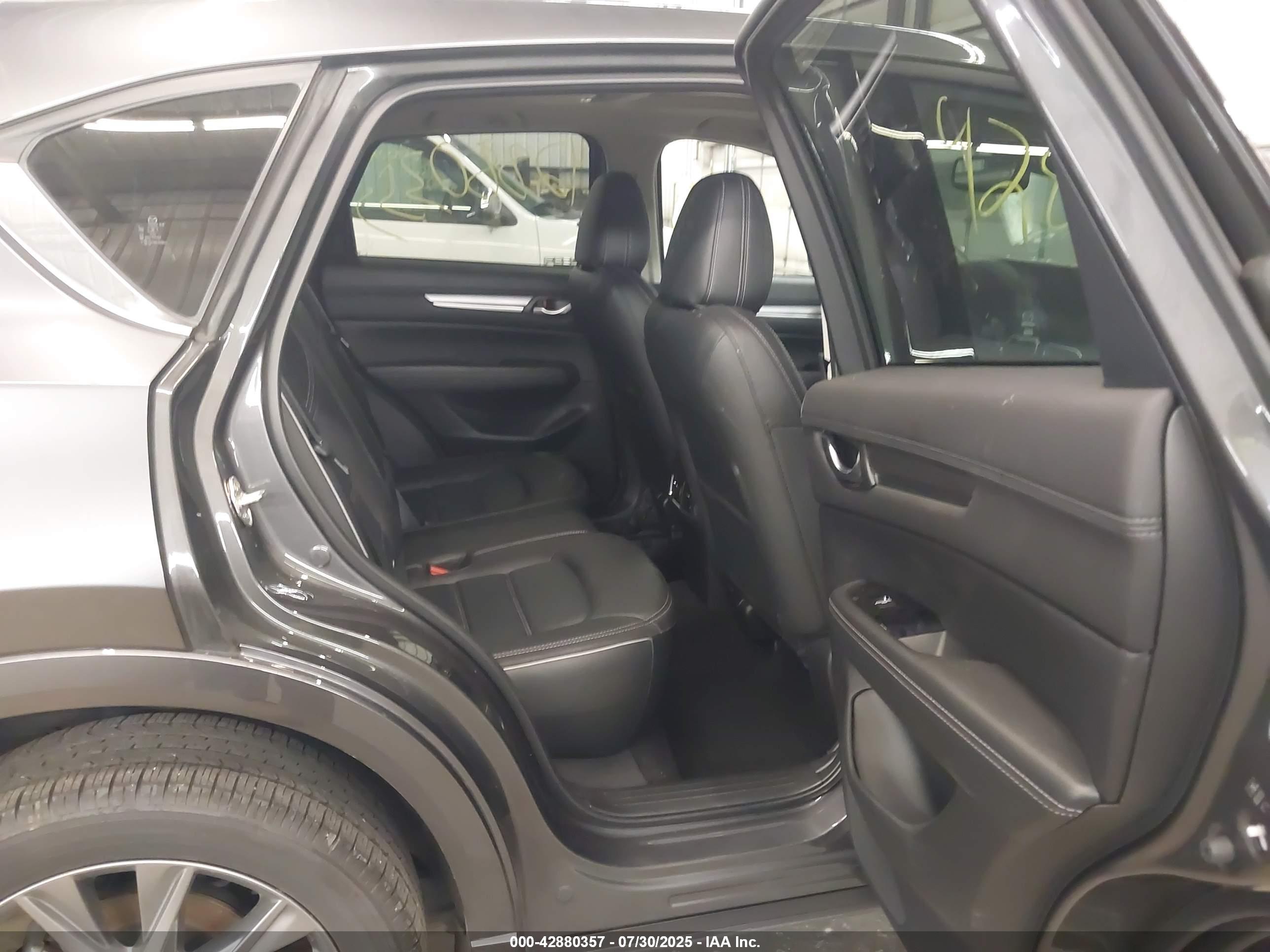 MAZDA CX-5 image 8