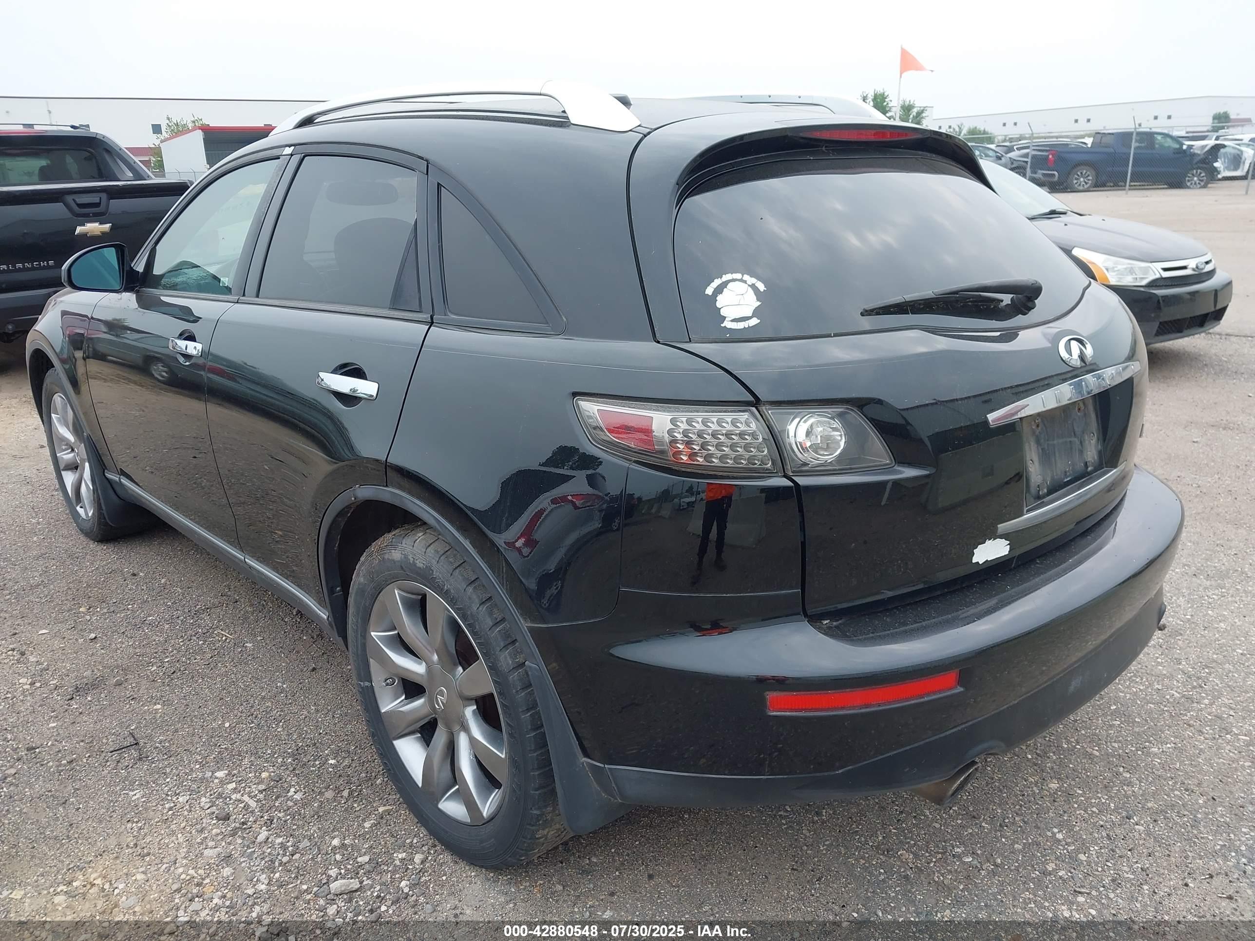INFINITI FX45 image 3