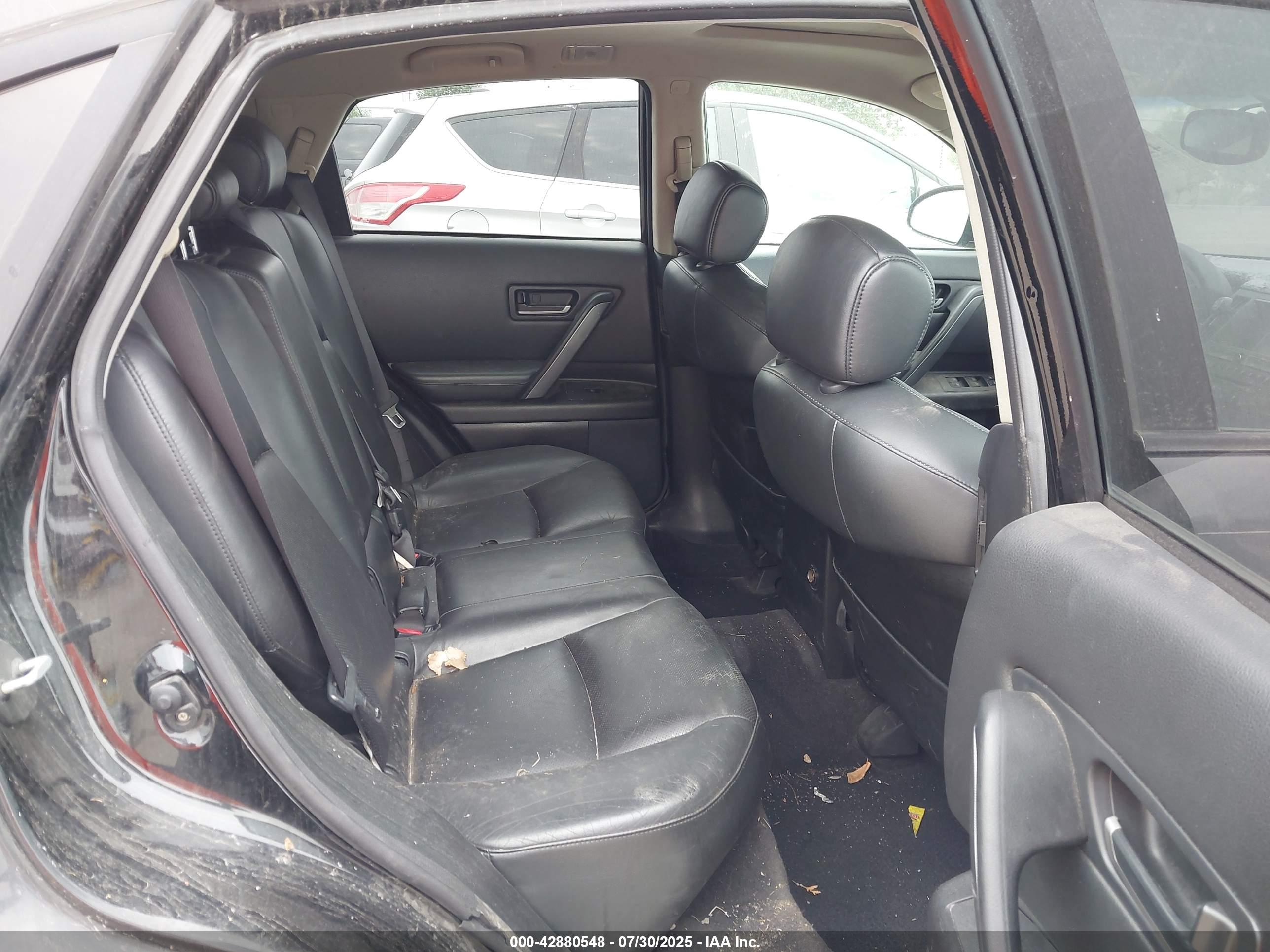 INFINITI FX45 image 8