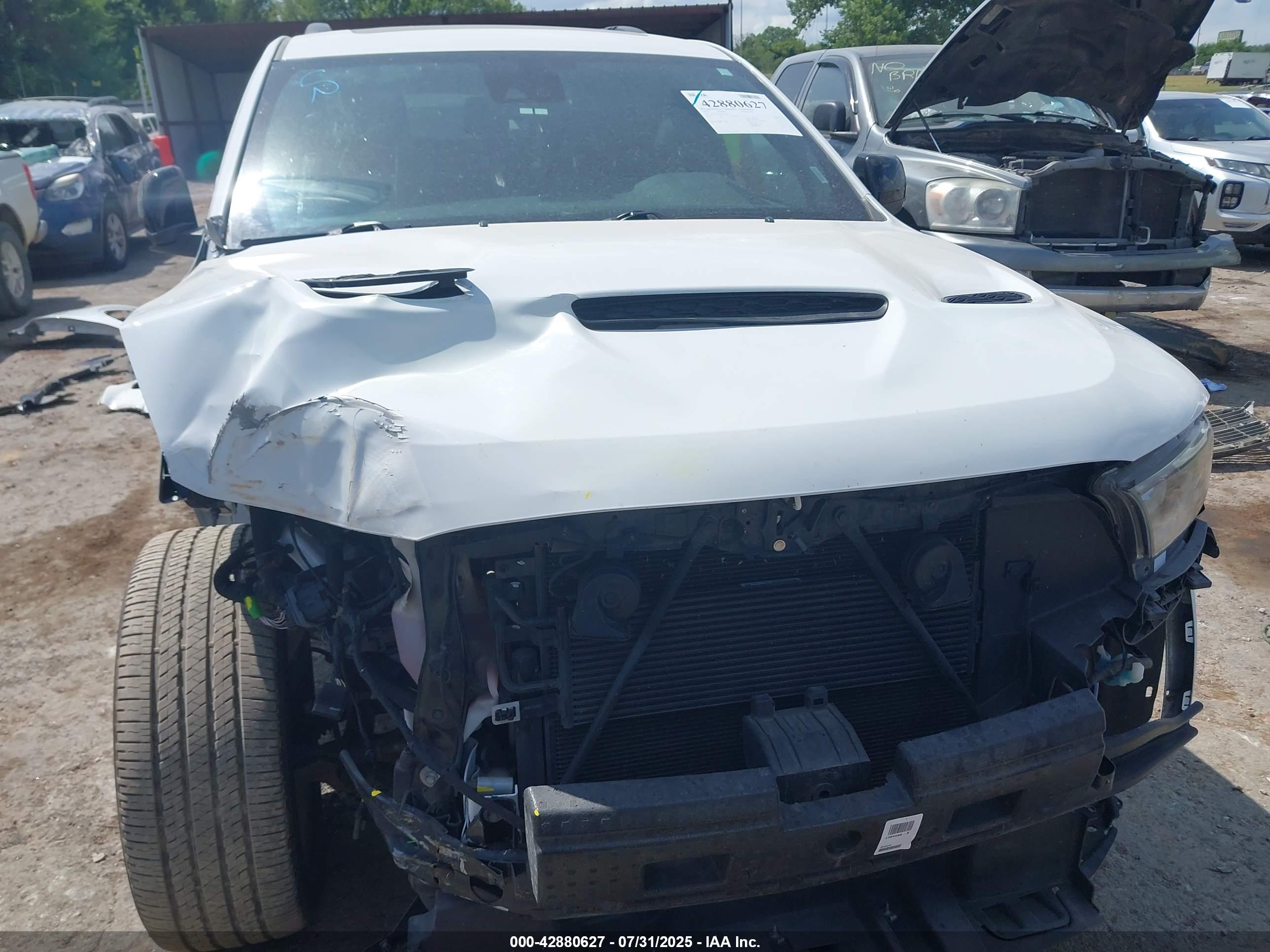 DODGE DURANGO image 6