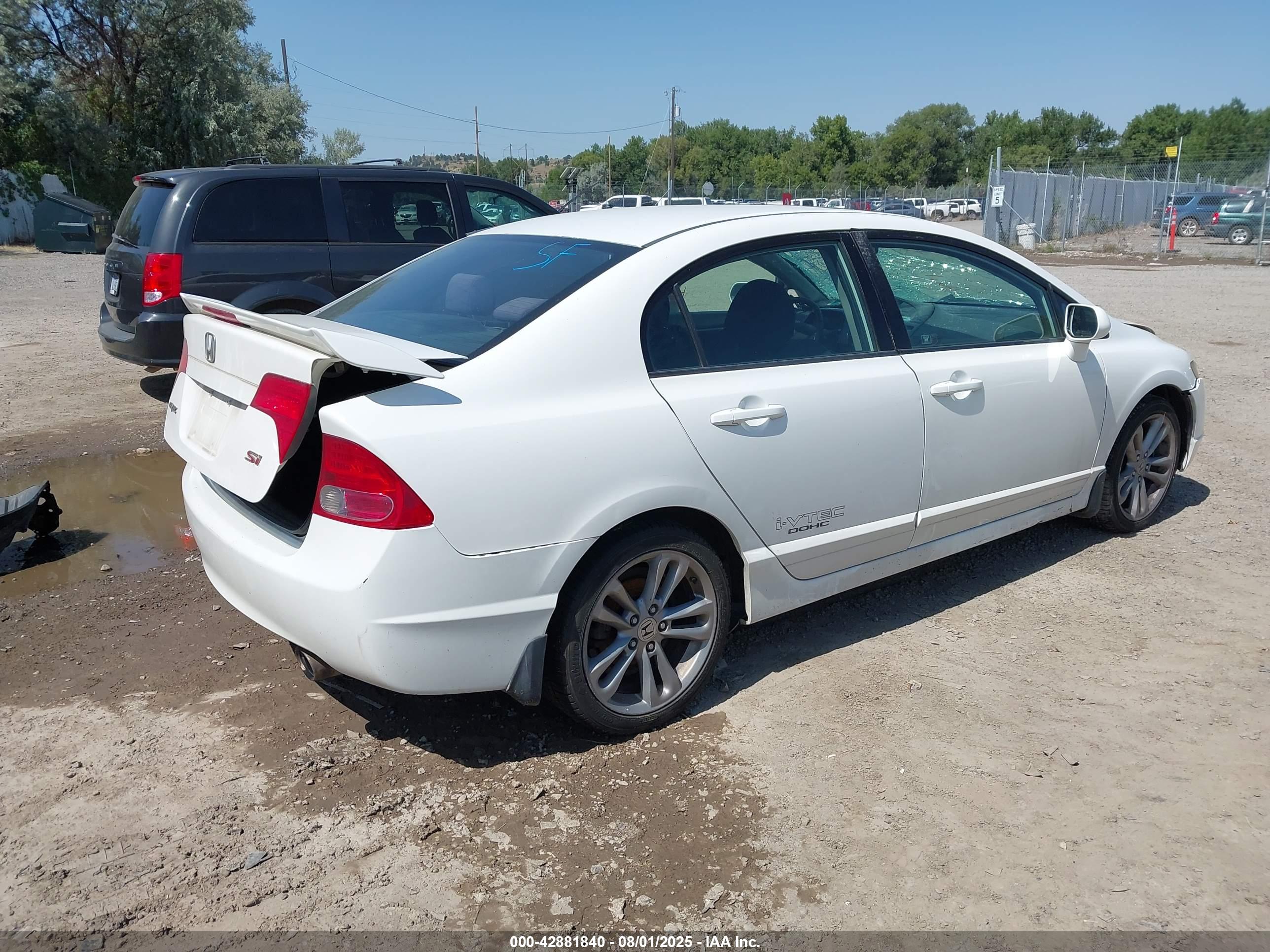 HONDA CIVIC image 4