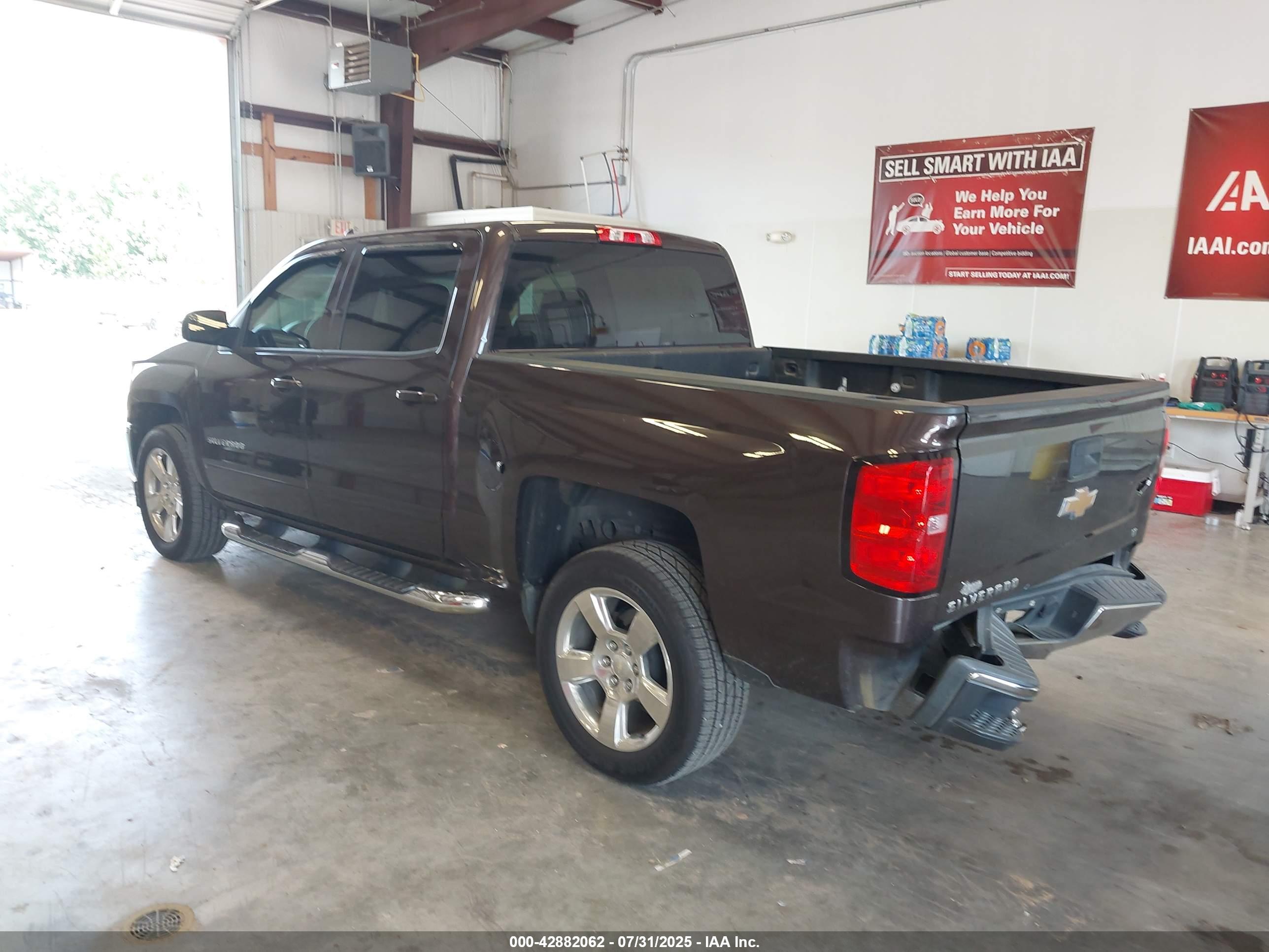 CHEVROLET SILVERADO image 3
