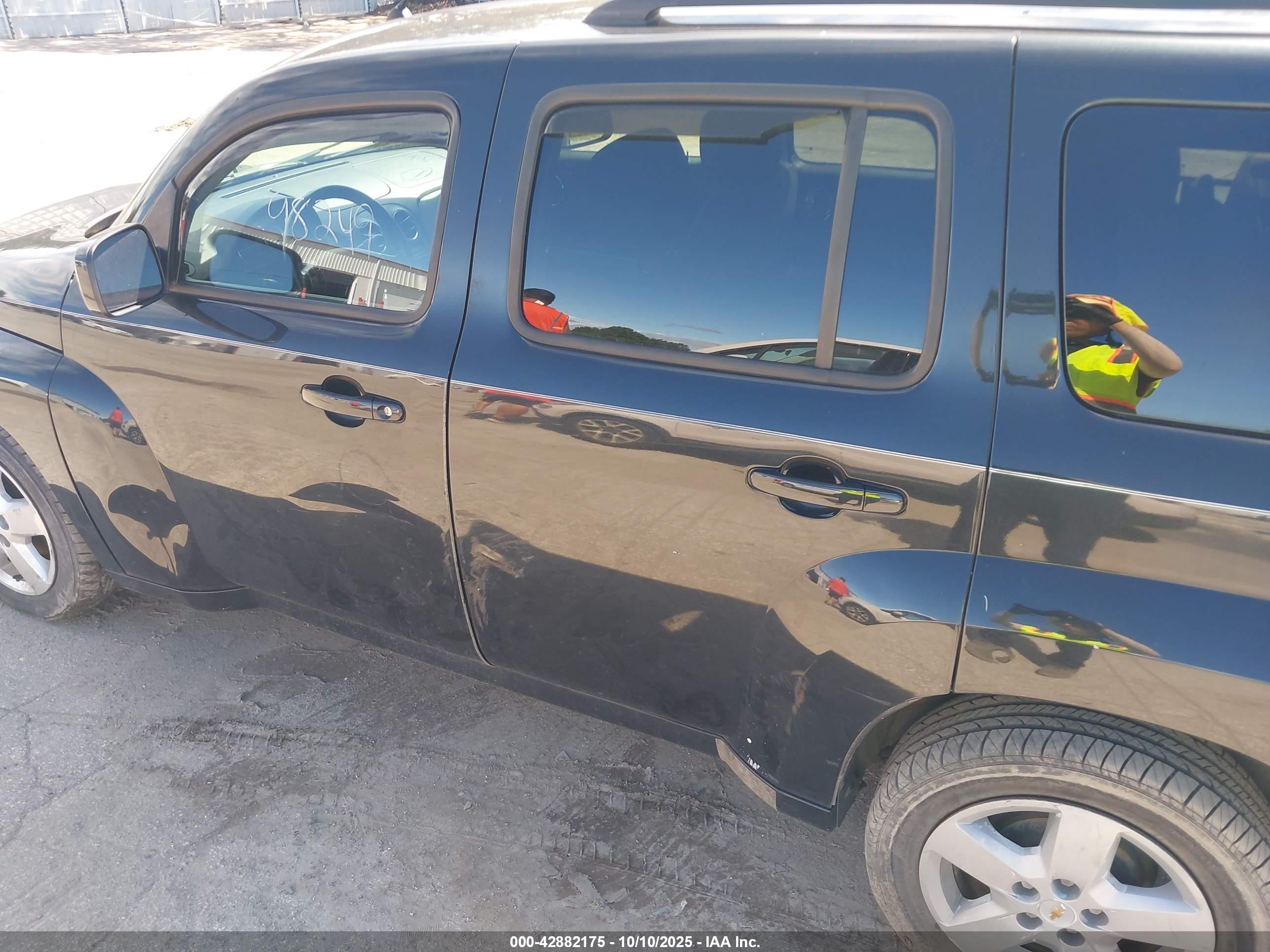 CHEVROLET HHR image 6