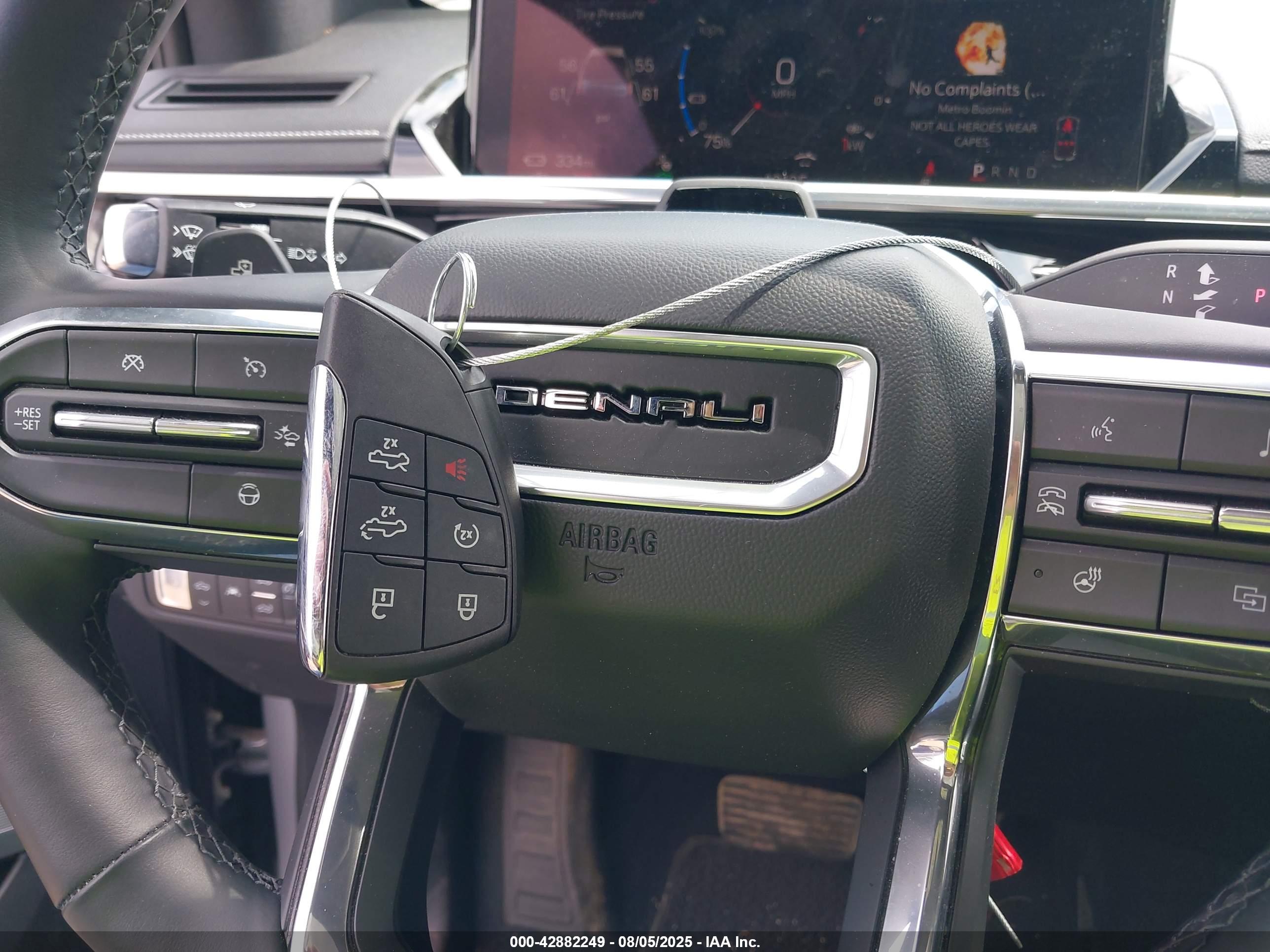 GMC SIERRA image 11