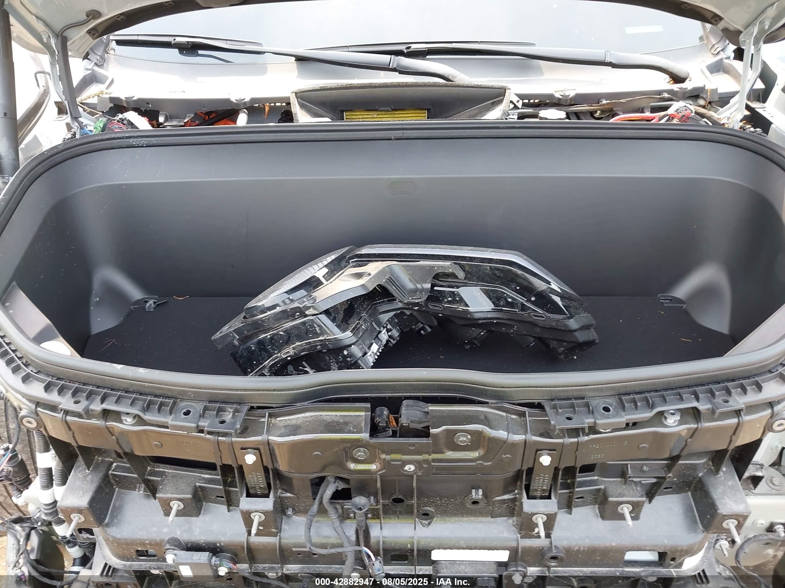 RIVIAN R1T image 10