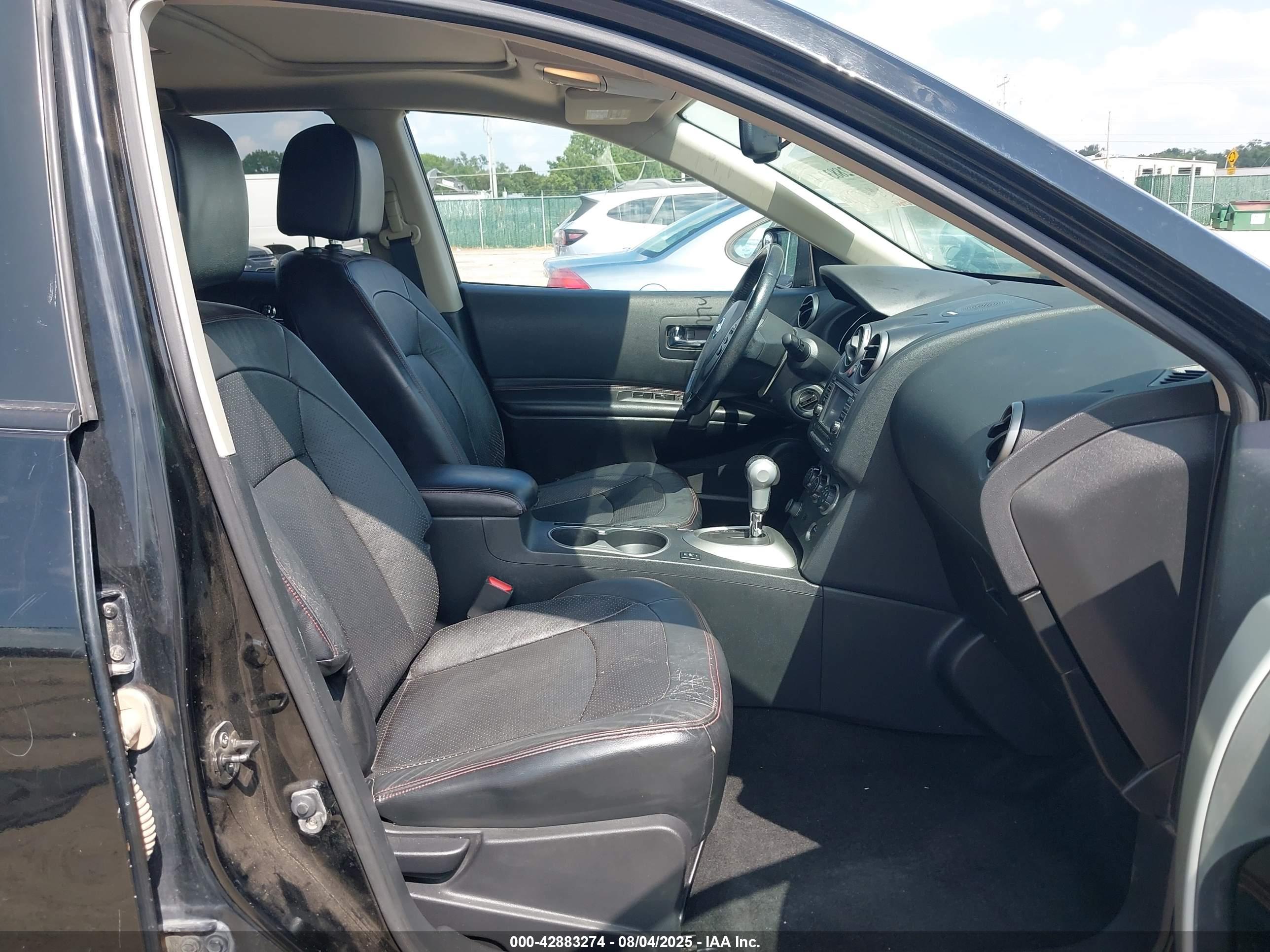 NISSAN ROGUE image 5