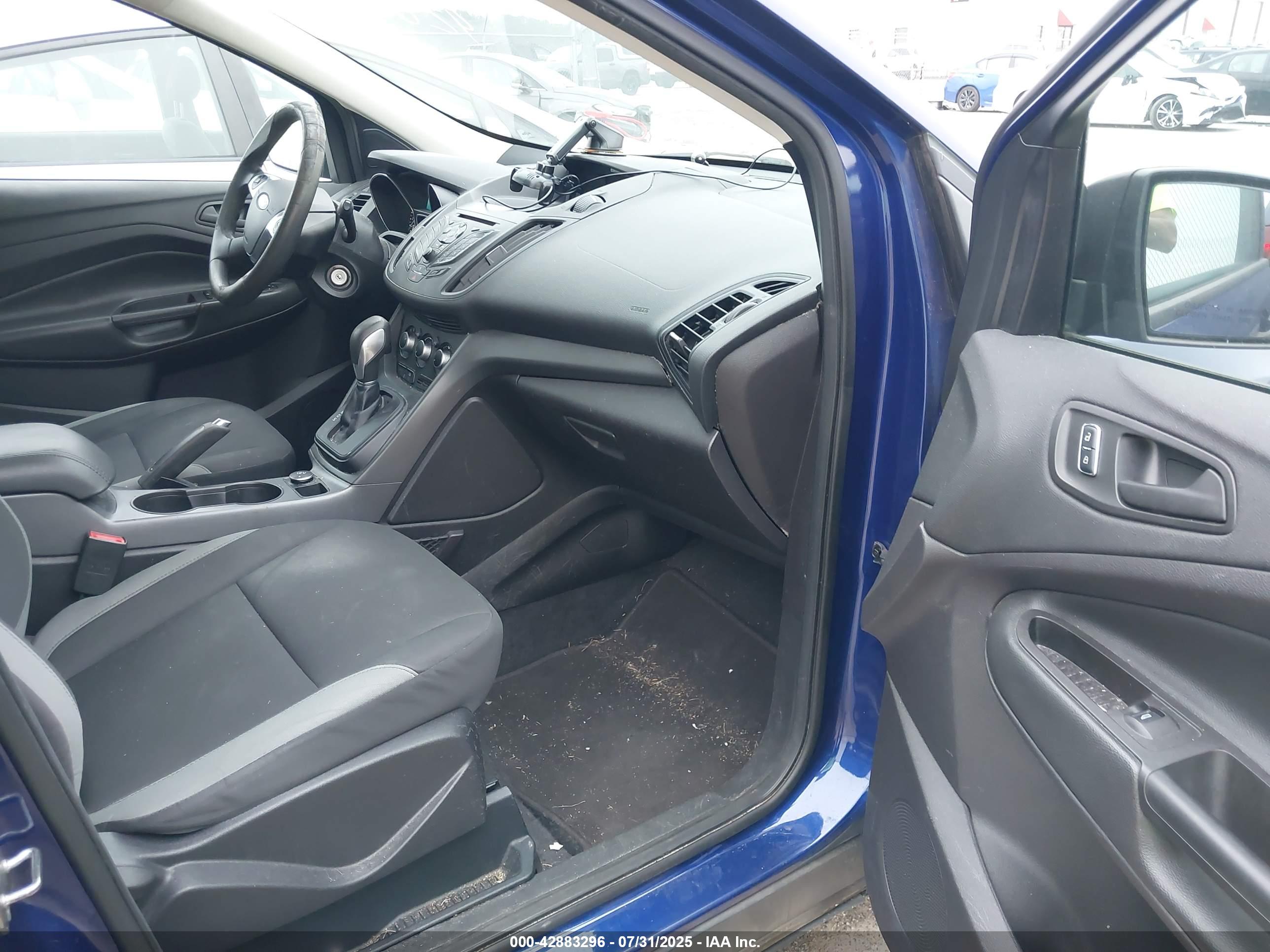 FORD ESCAPE image 5