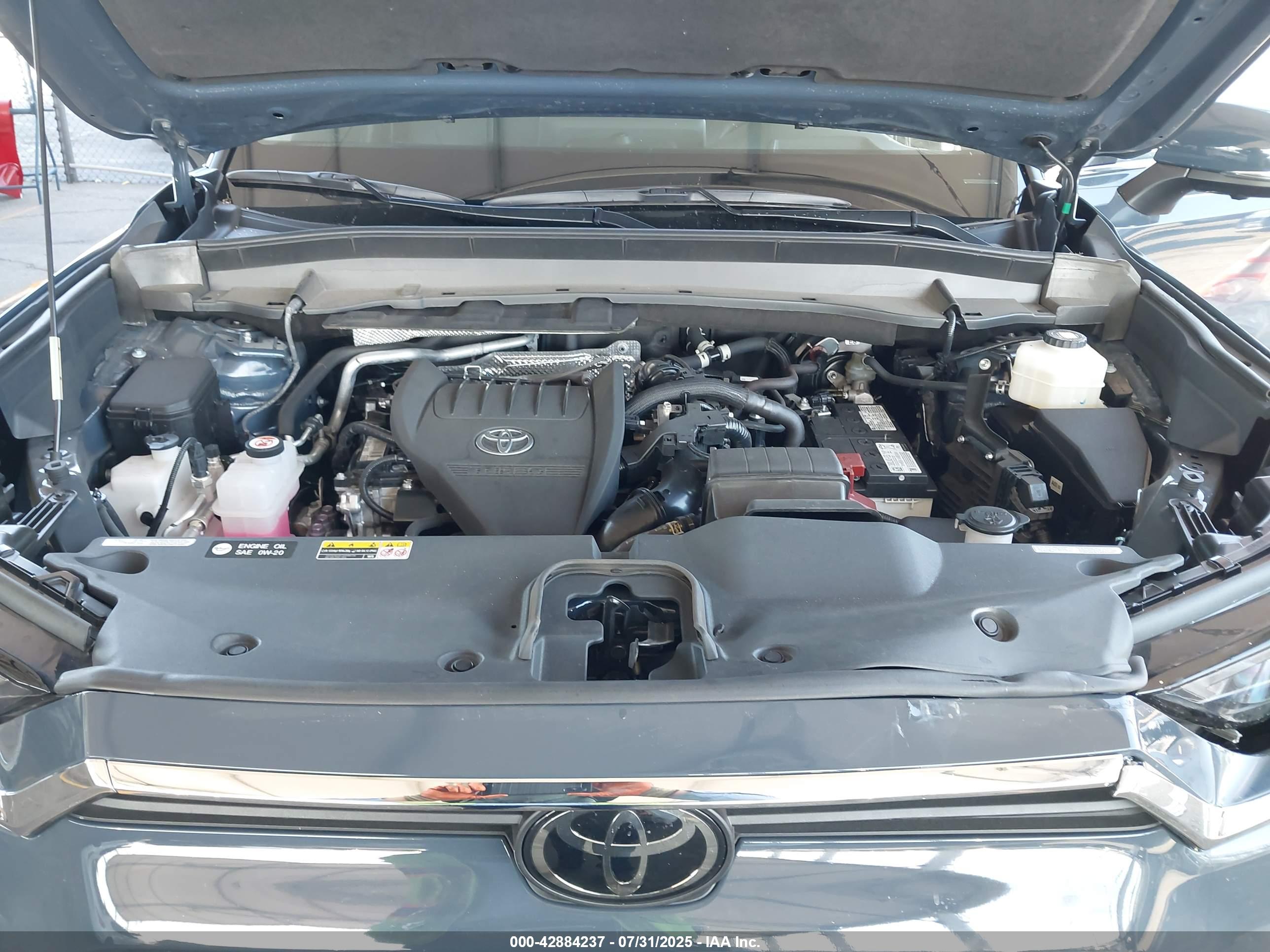 TOYOTA GRAND image 10