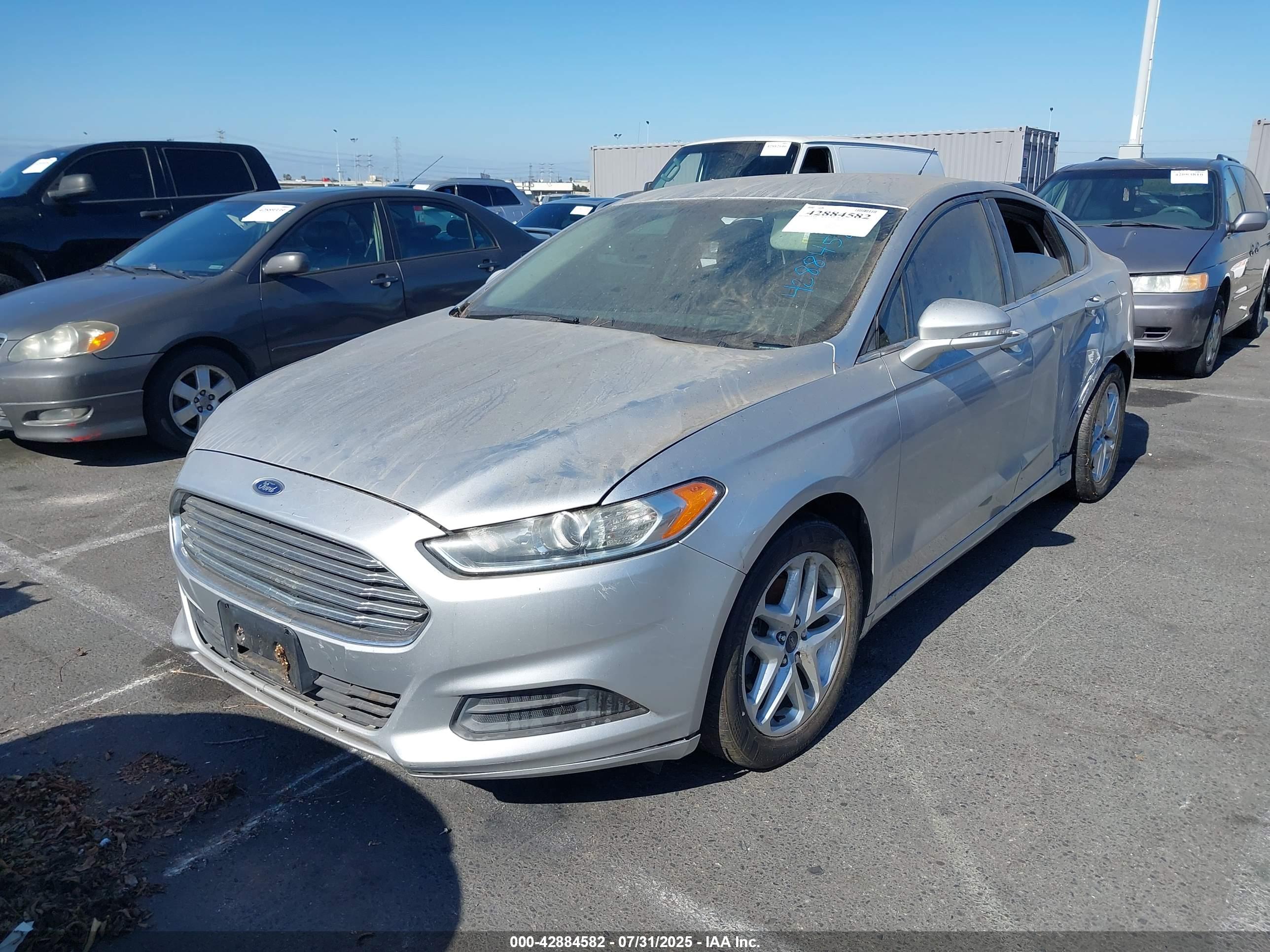 FORD FUSION image 2