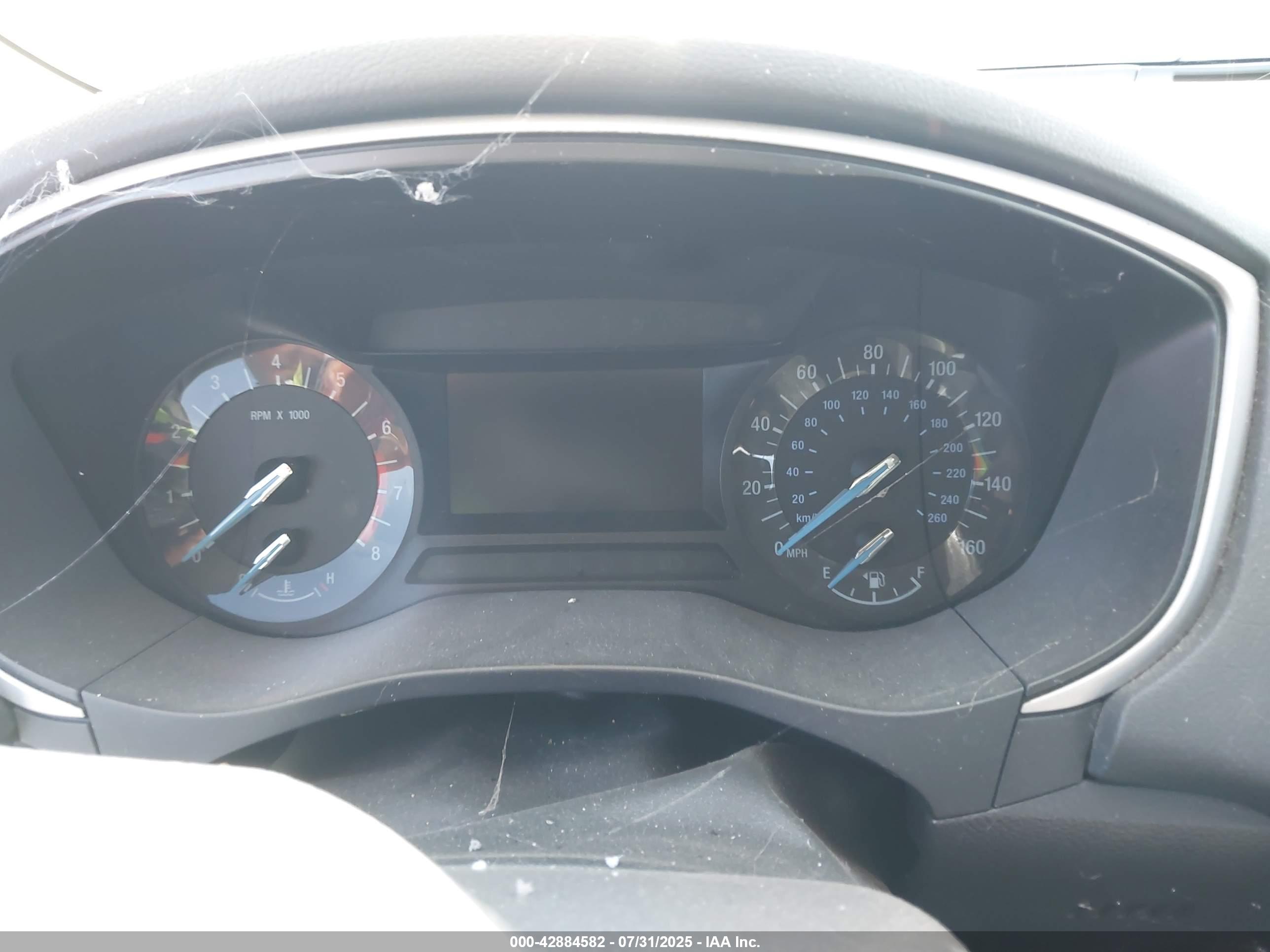 FORD FUSION image 7