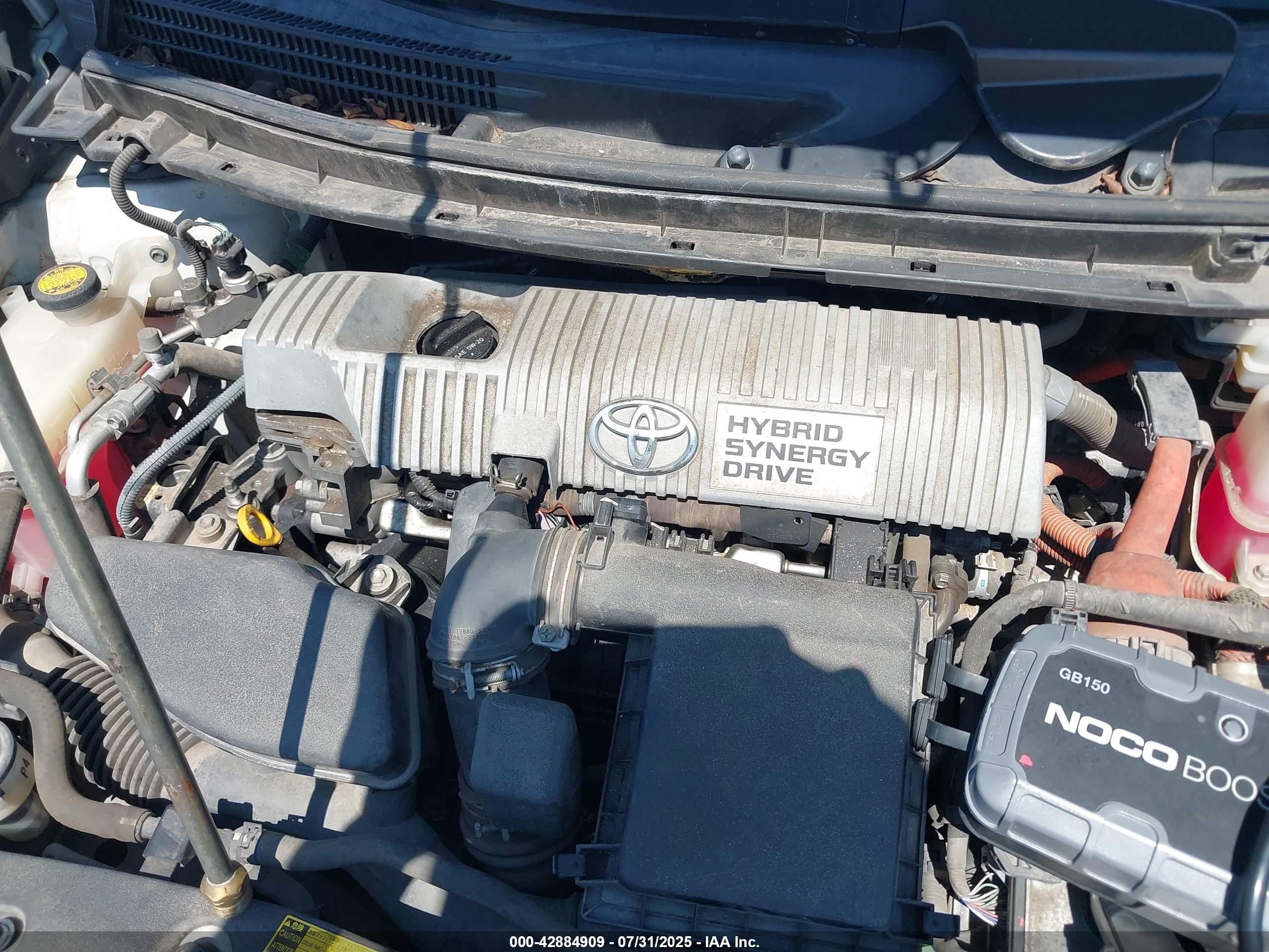 TOYOTA PRIUS image 10