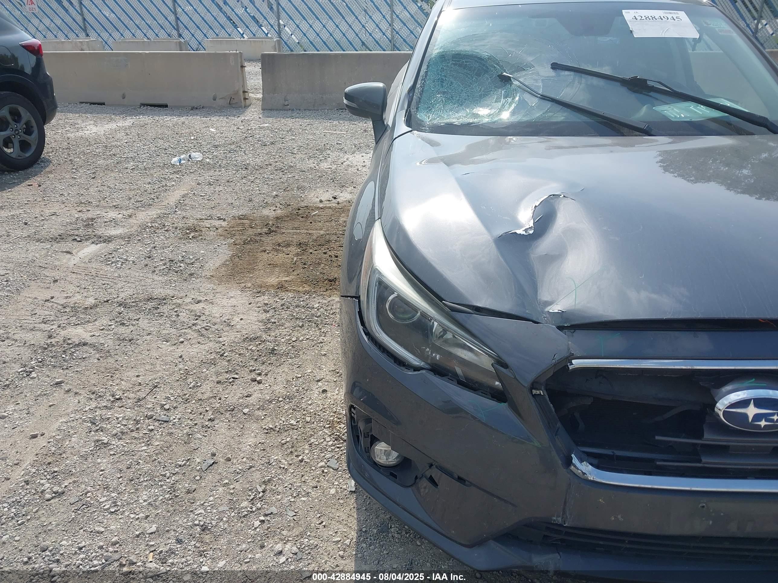 SUBARU LEGACY image 6