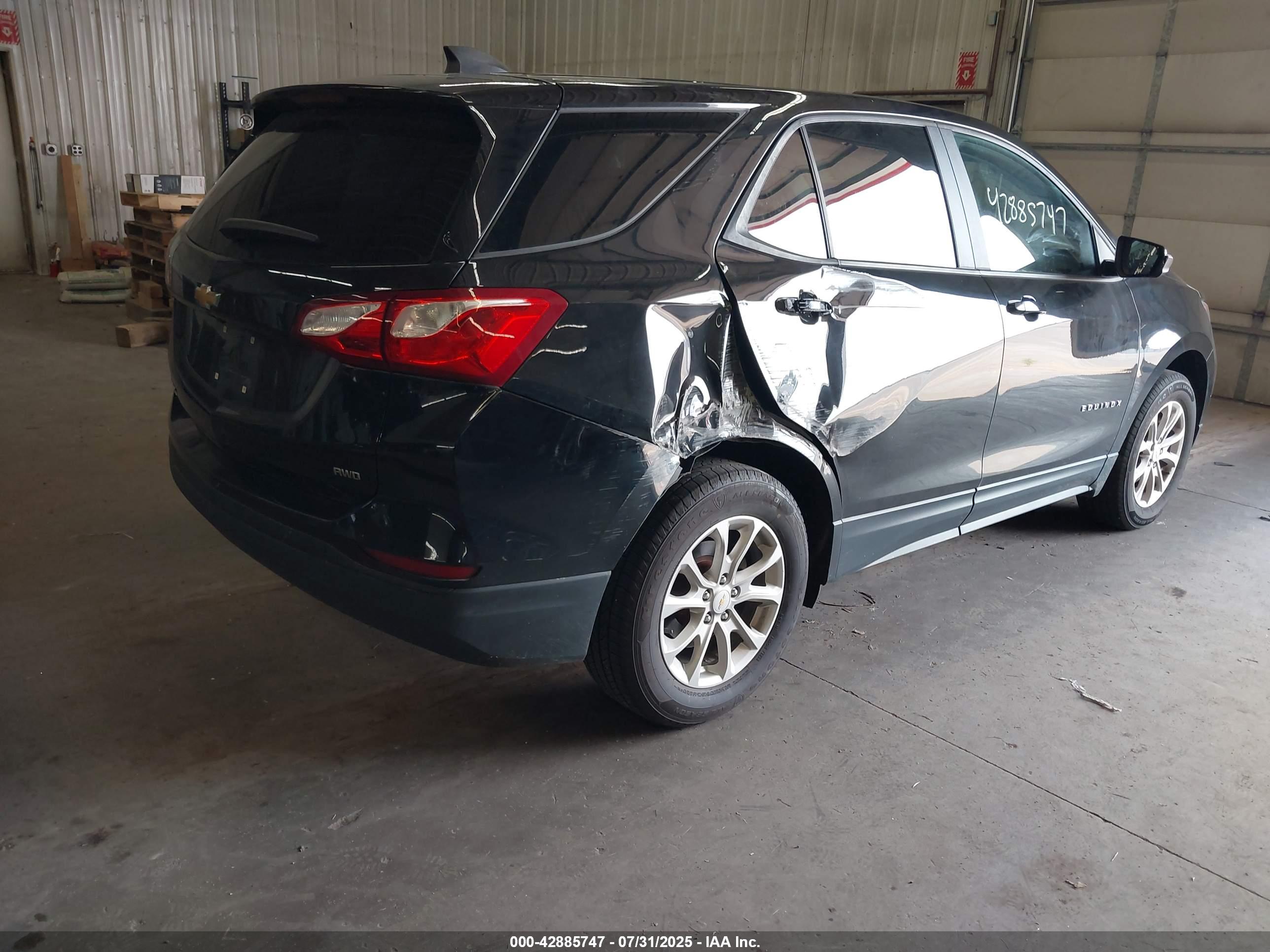 CHEVROLET EQUINOX image 4