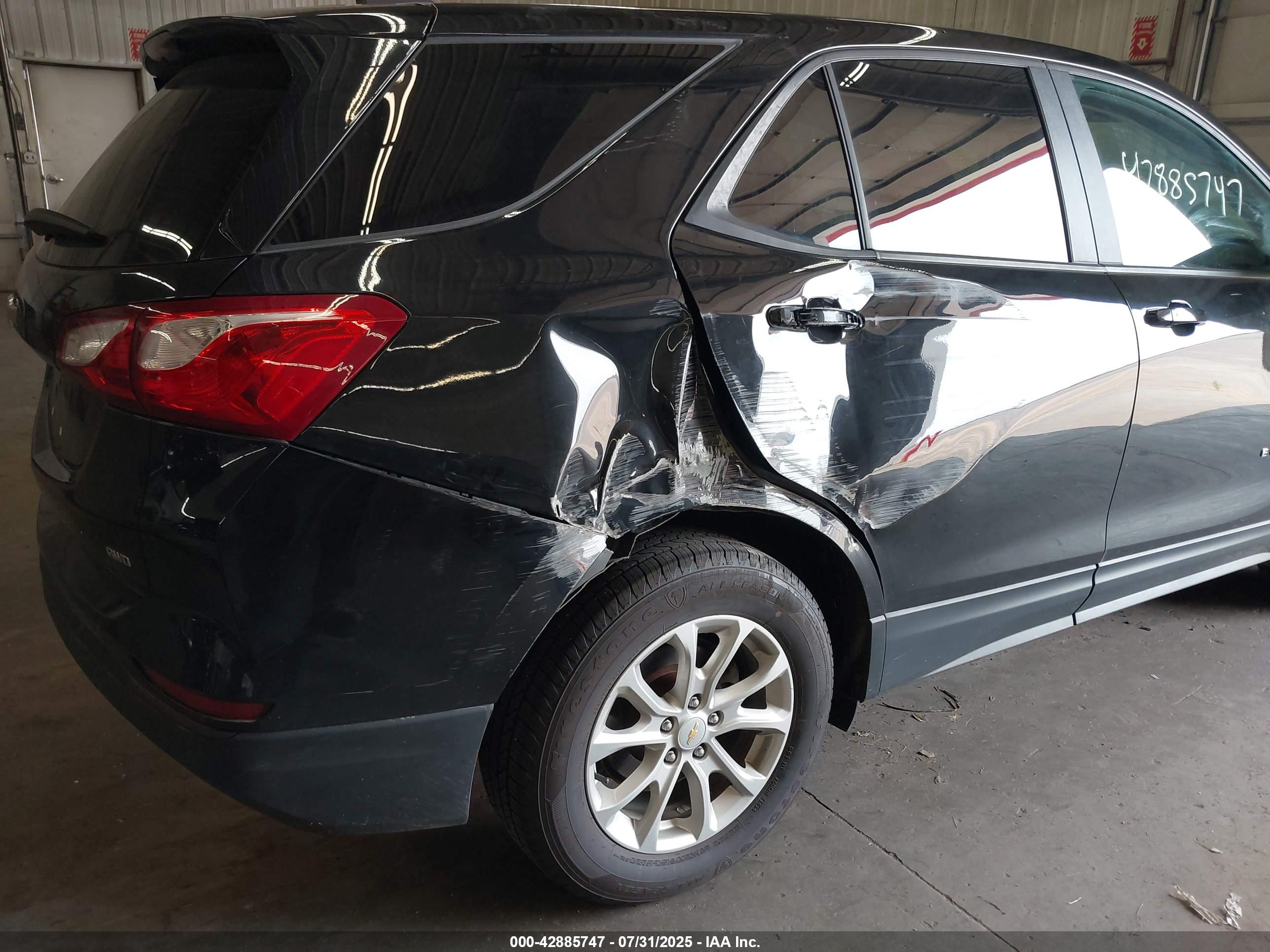 CHEVROLET EQUINOX image 6