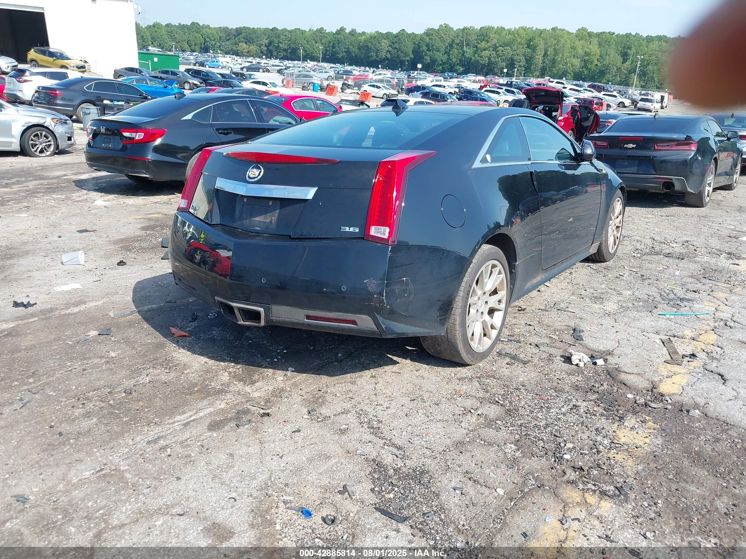 CADILLAC CTS image 4