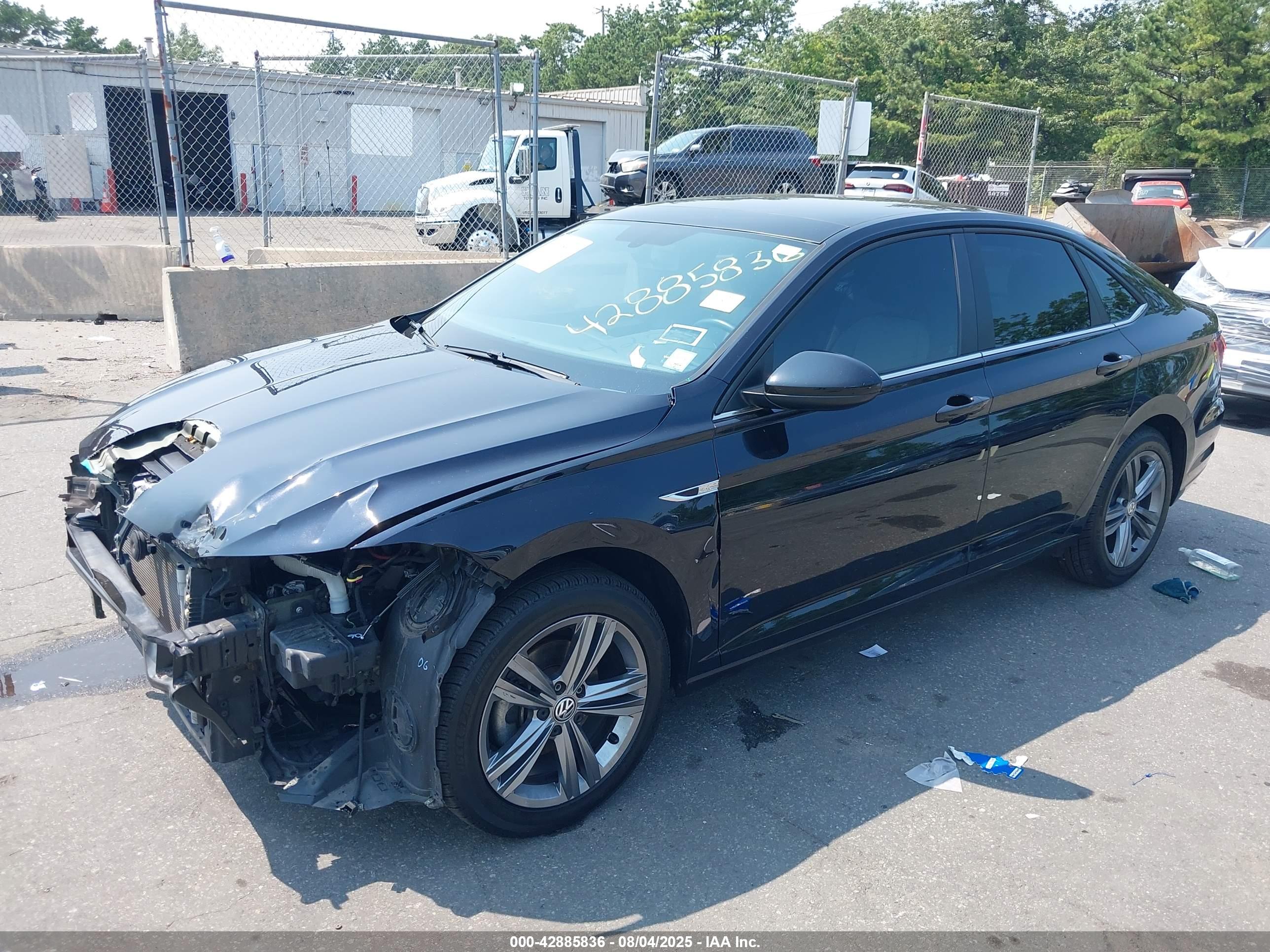VOLKSWAGEN JETTA image 2