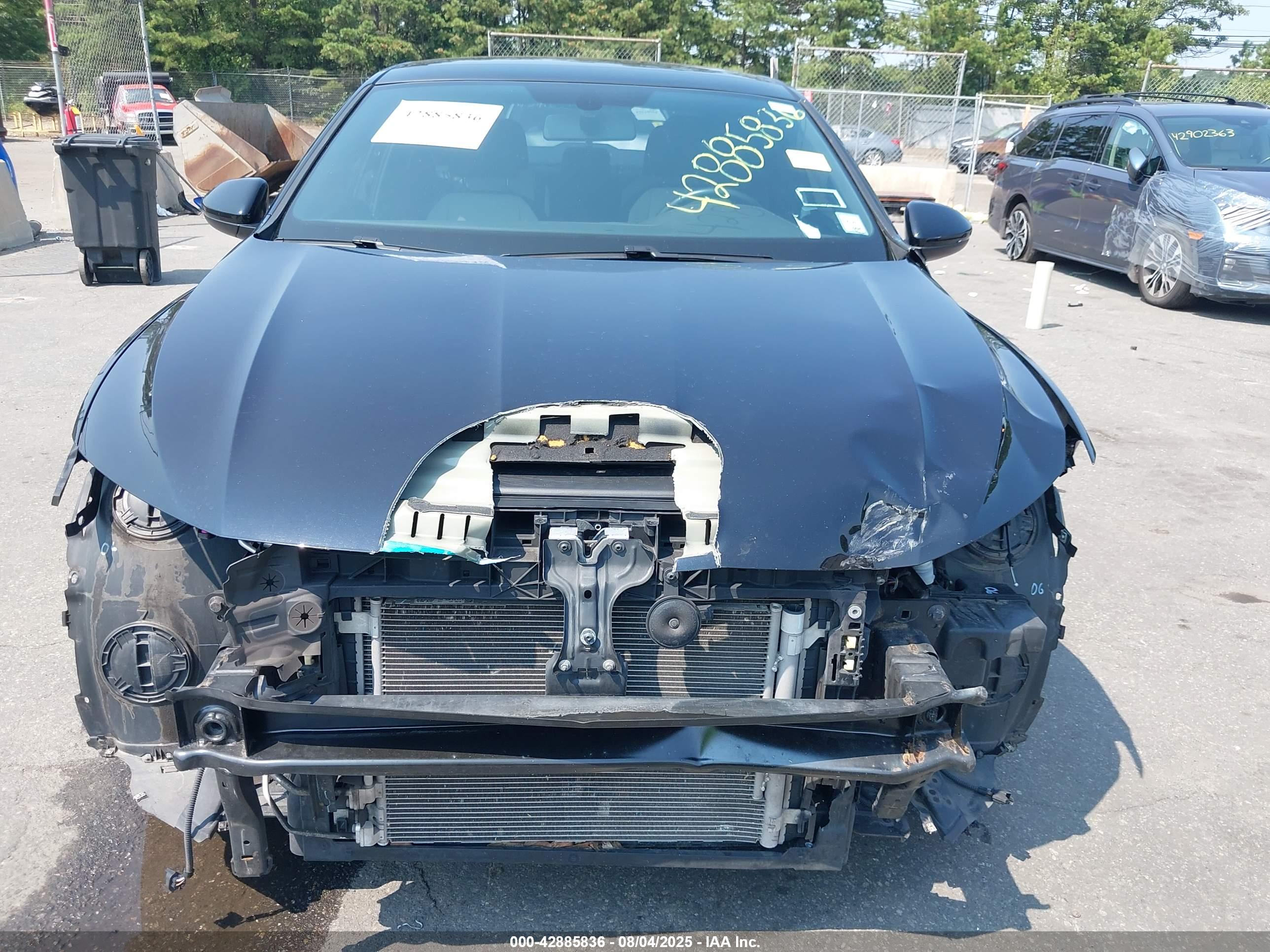 VOLKSWAGEN JETTA image 6